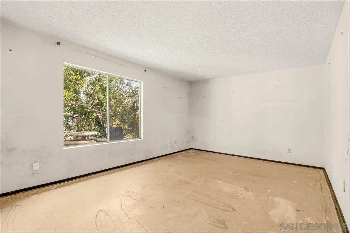 https://cdn.realtyfeed.com/cdn/127/260011202/79cb3b1ddbf2f4273f5ff6f9d4b67860.webp