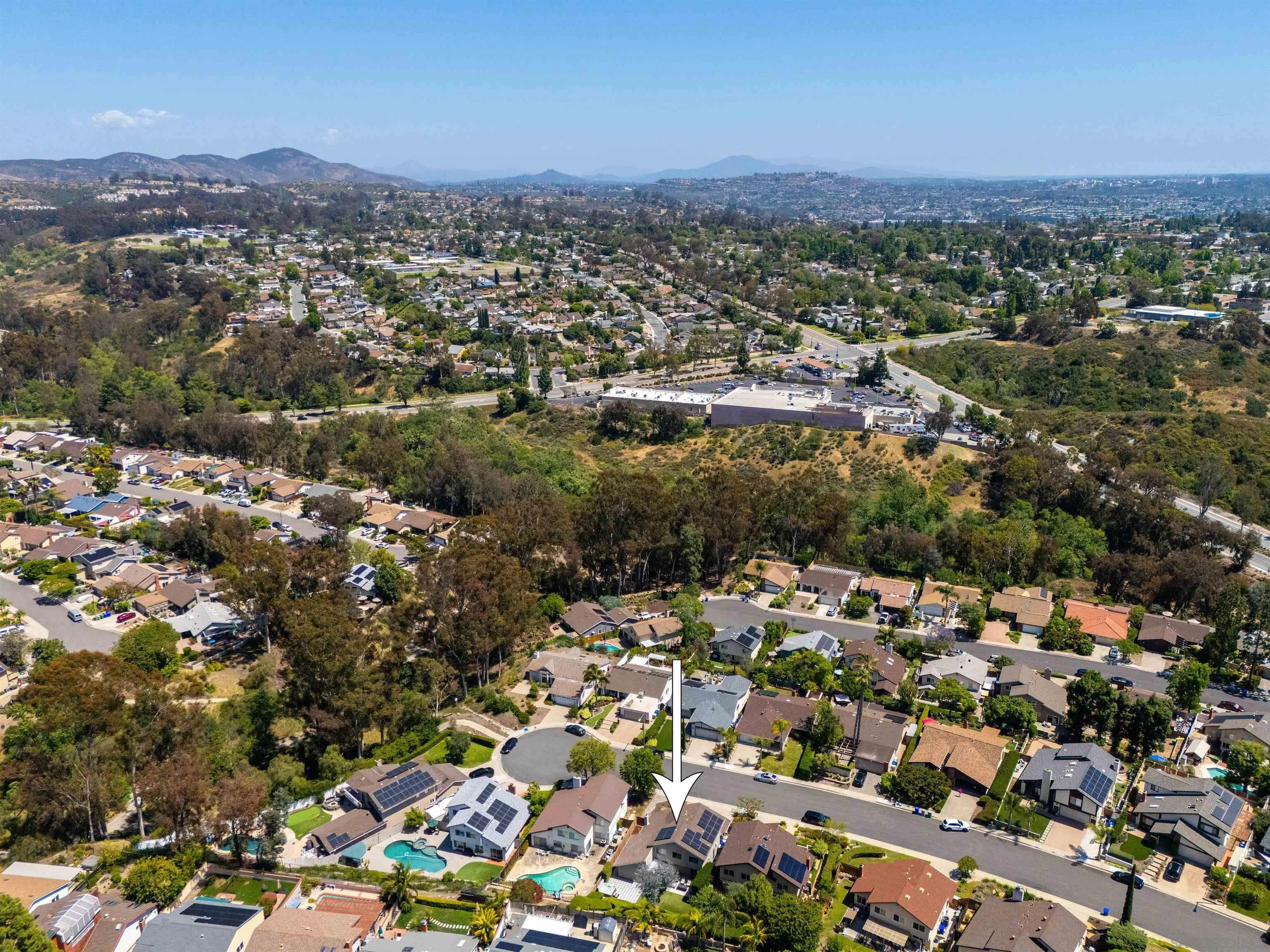 https://cdn.realtyfeed.com/cdn/127/260011203/1da35078db5e82408c73b30d33973627.webp