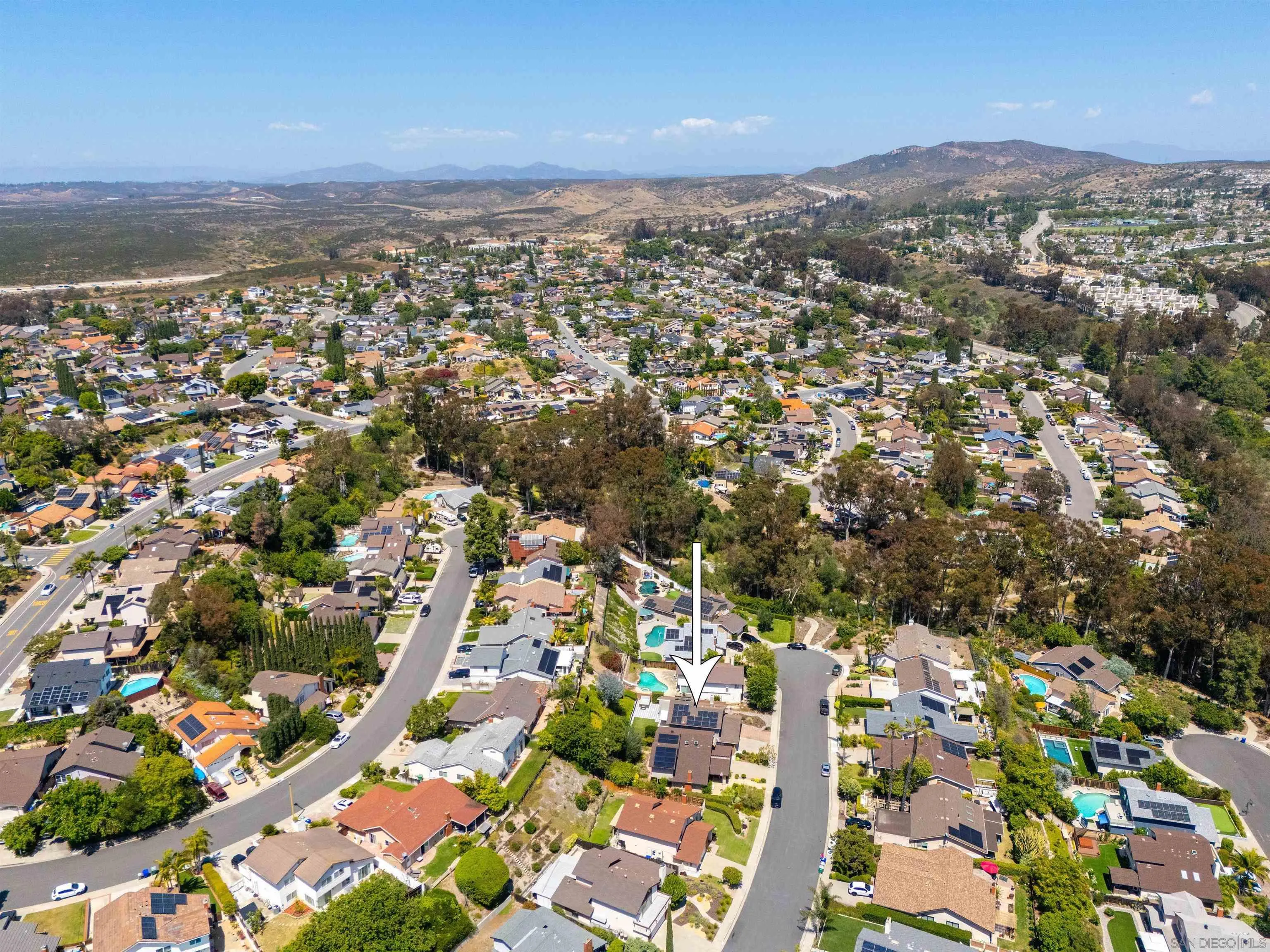 https://cdn.realtyfeed.com/cdn/127/260011203/3417e1e4a1277ae86a2a7d2d3afc303e.webp