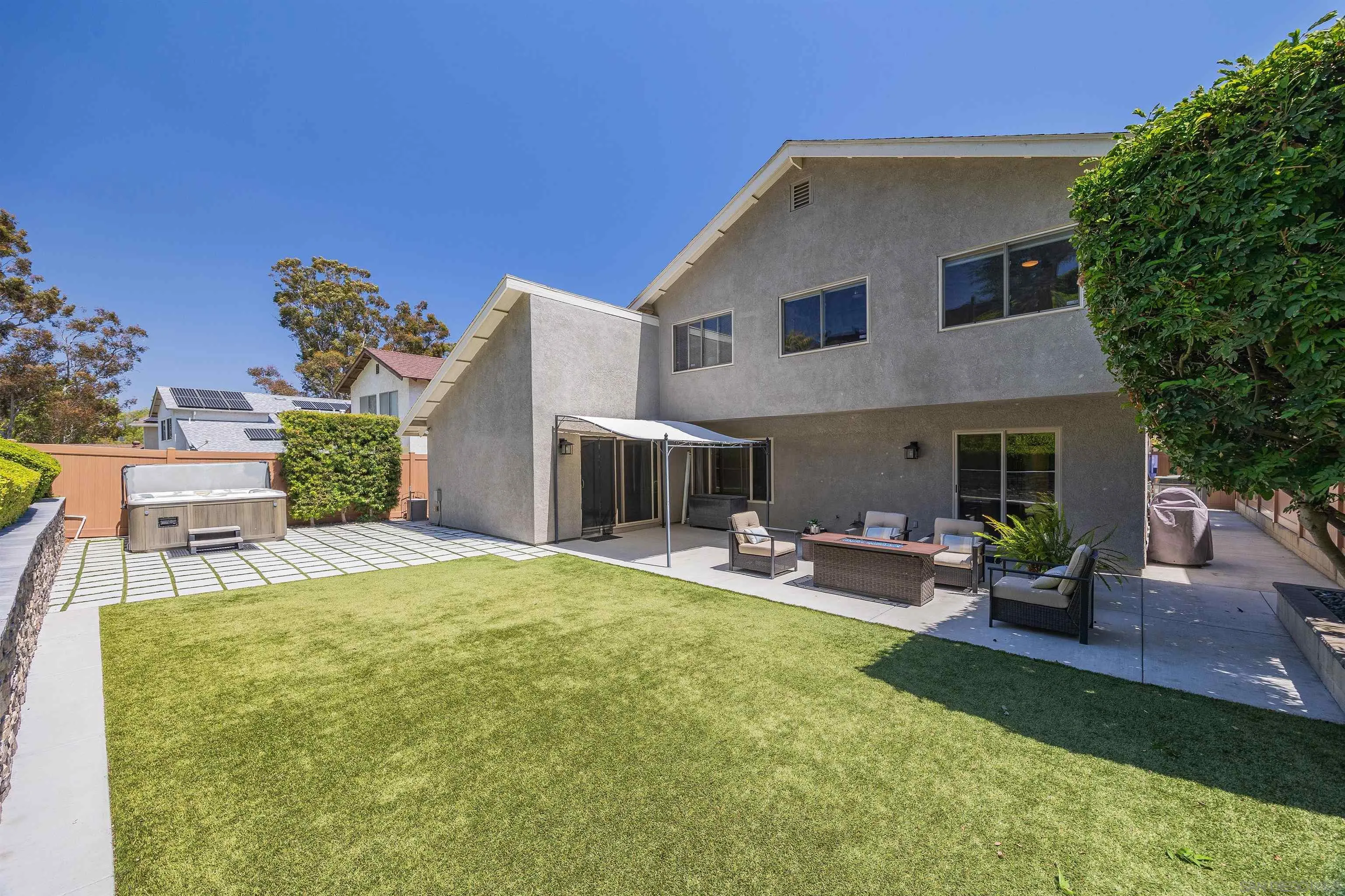 https://cdn.realtyfeed.com/cdn/127/260011203/4d0271316bcb347c30388a615ec7c125.webp