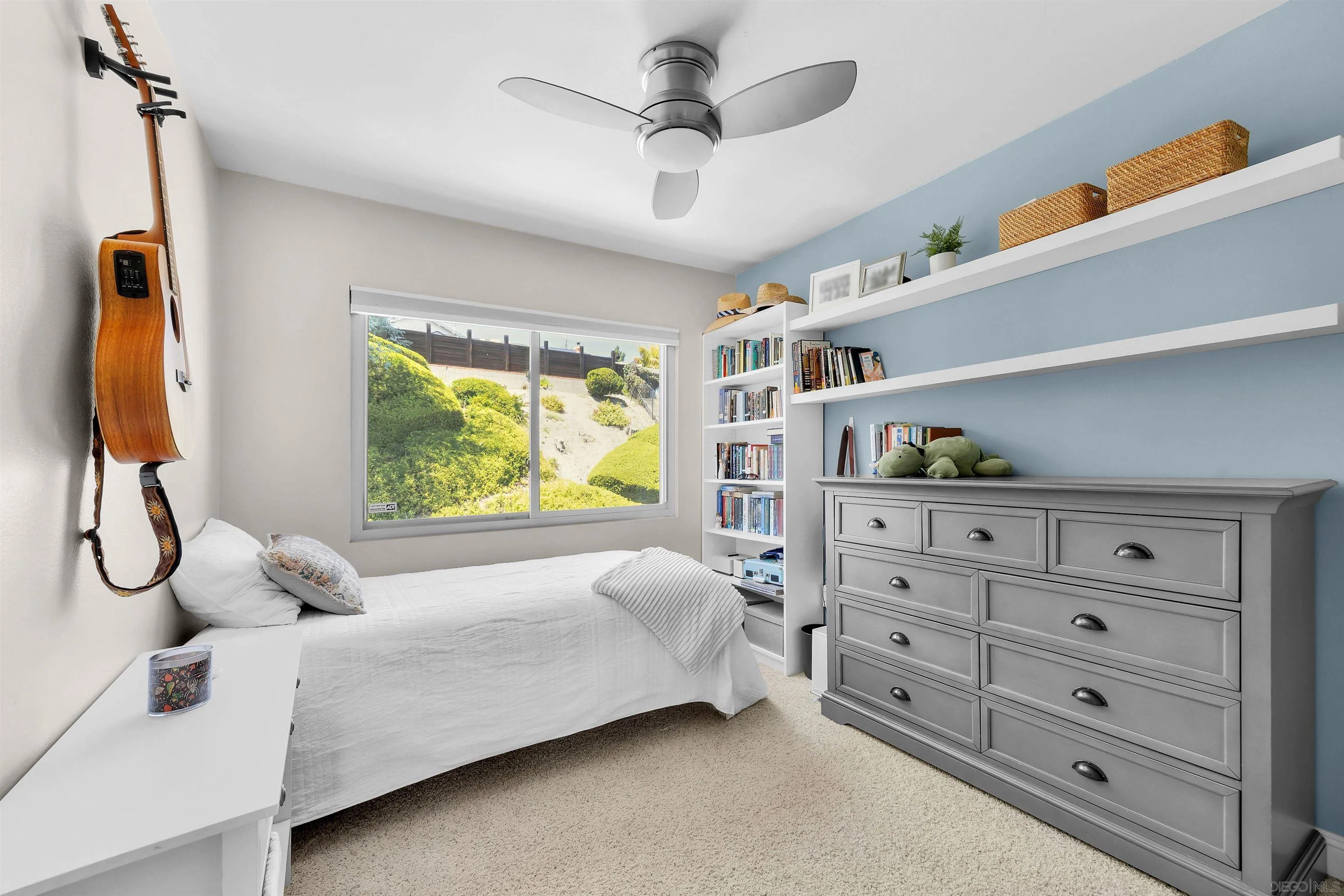 https://cdn.realtyfeed.com/cdn/127/260011203/6e092408caae4ce253c9cc1f7cc0b2d0.webp