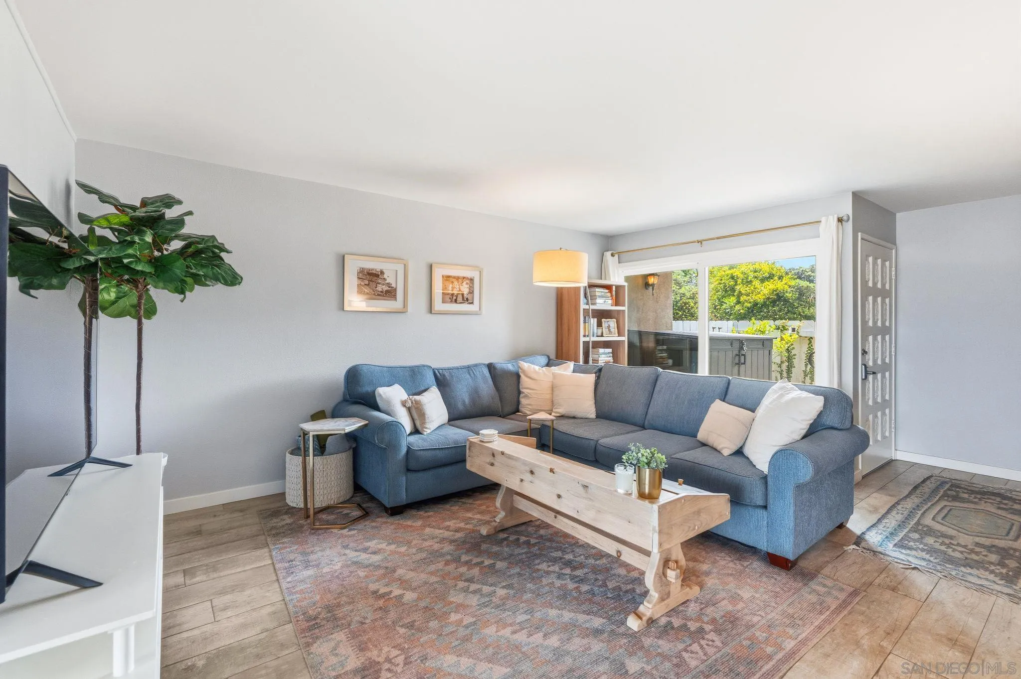 https://cdn.realtyfeed.com/cdn/127/260011204/b6dfd836a534b07523569ff36a2140d1.webp