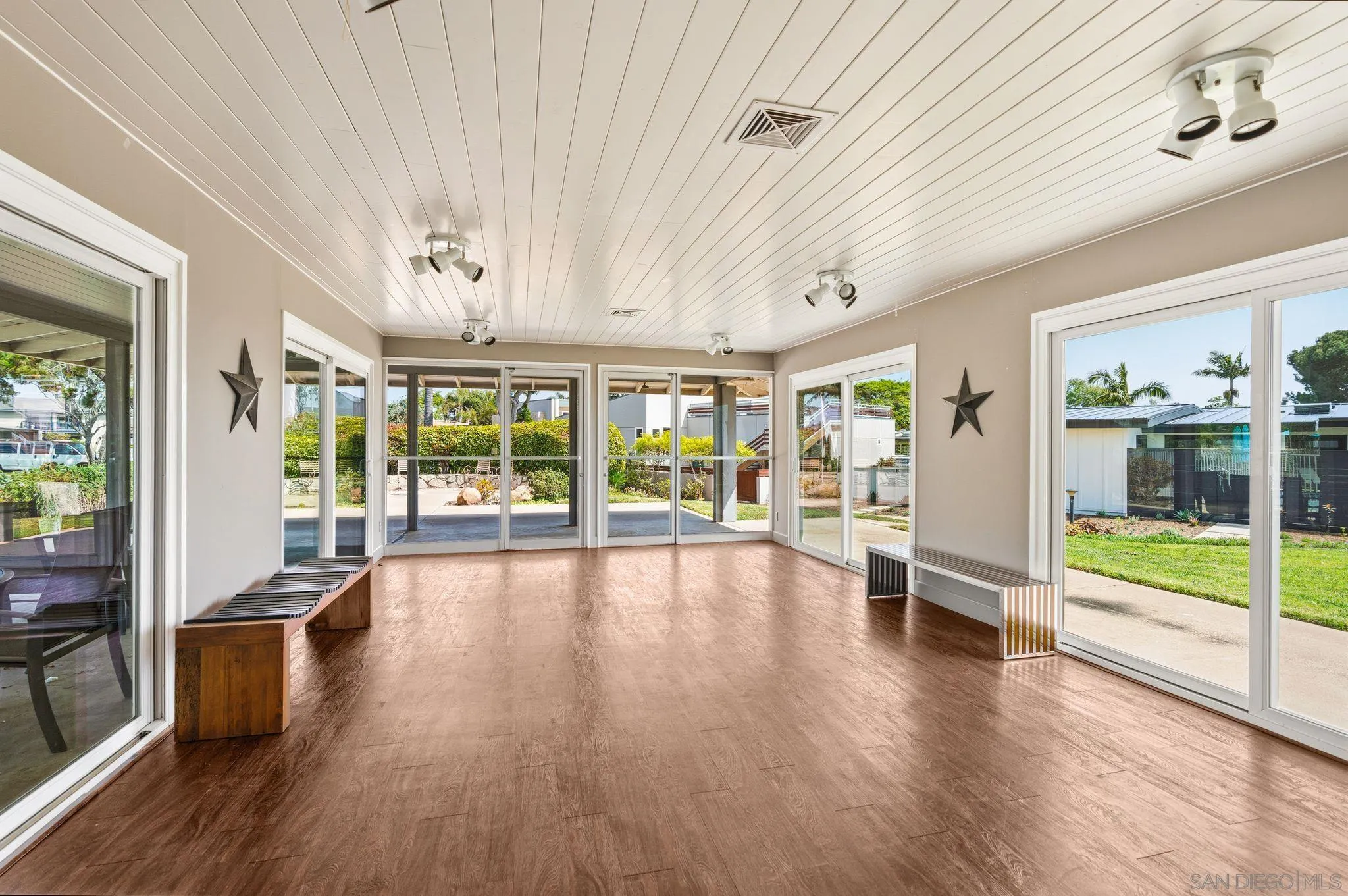 https://cdn.realtyfeed.com/cdn/127/260011204/e1ef884fb94b366d1aea1c988ffb2927.webp