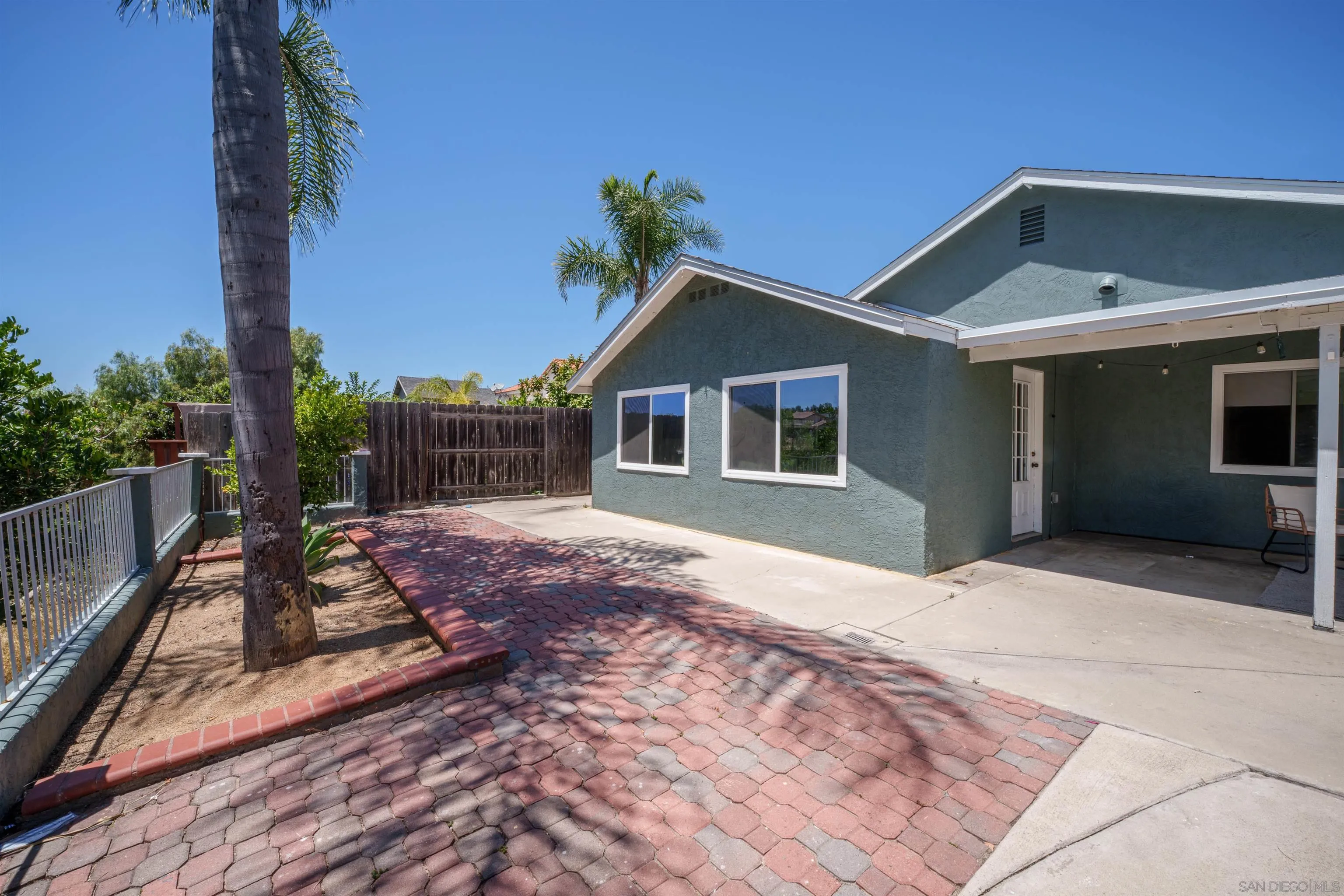 https://cdn.realtyfeed.com/cdn/127/260011205/a0ff6c50afe38ff1f8617caf077d4569.webp