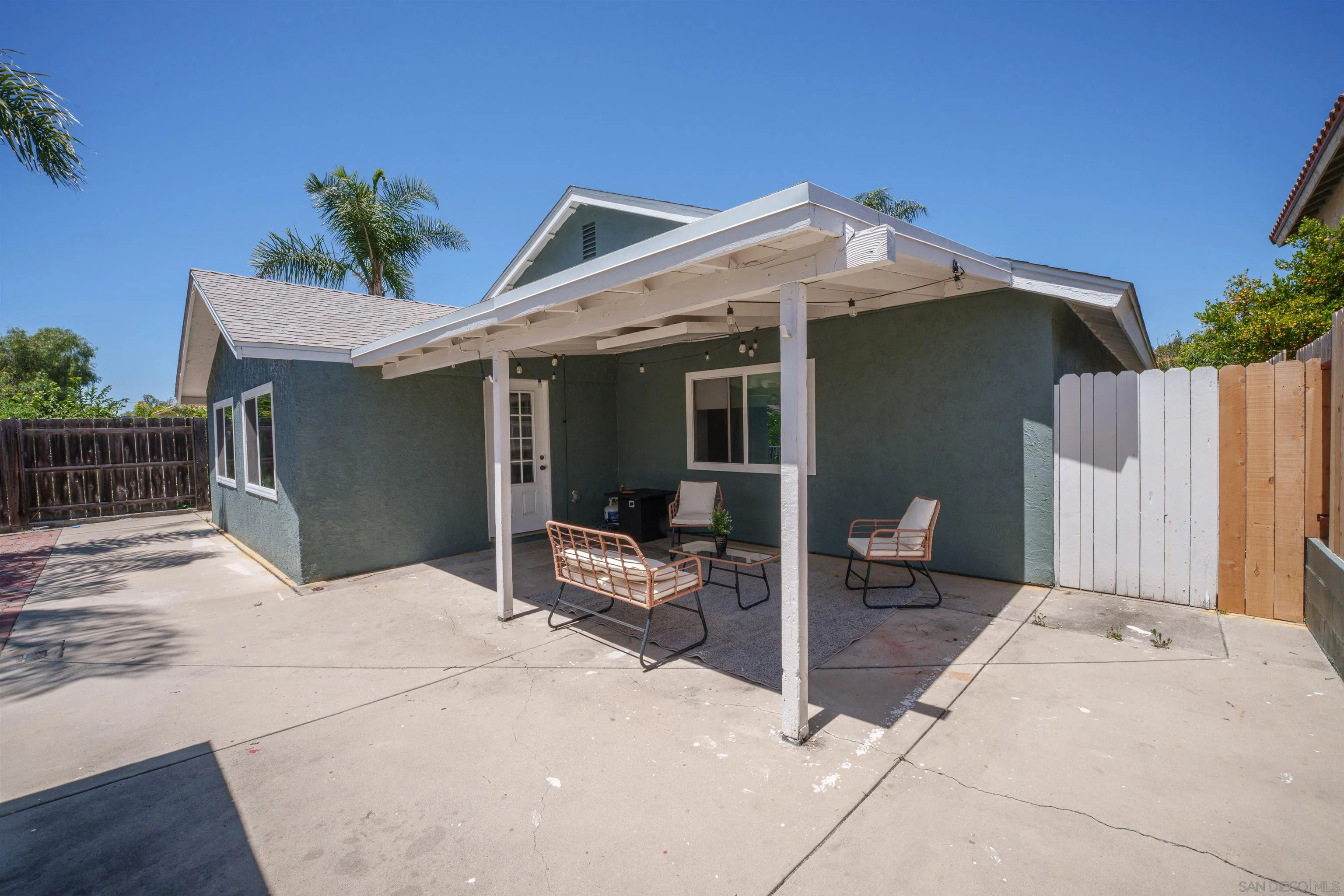 https://cdn.realtyfeed.com/cdn/127/260011205/c7f0e35867bed89a73ac14240db2d9a8.webp