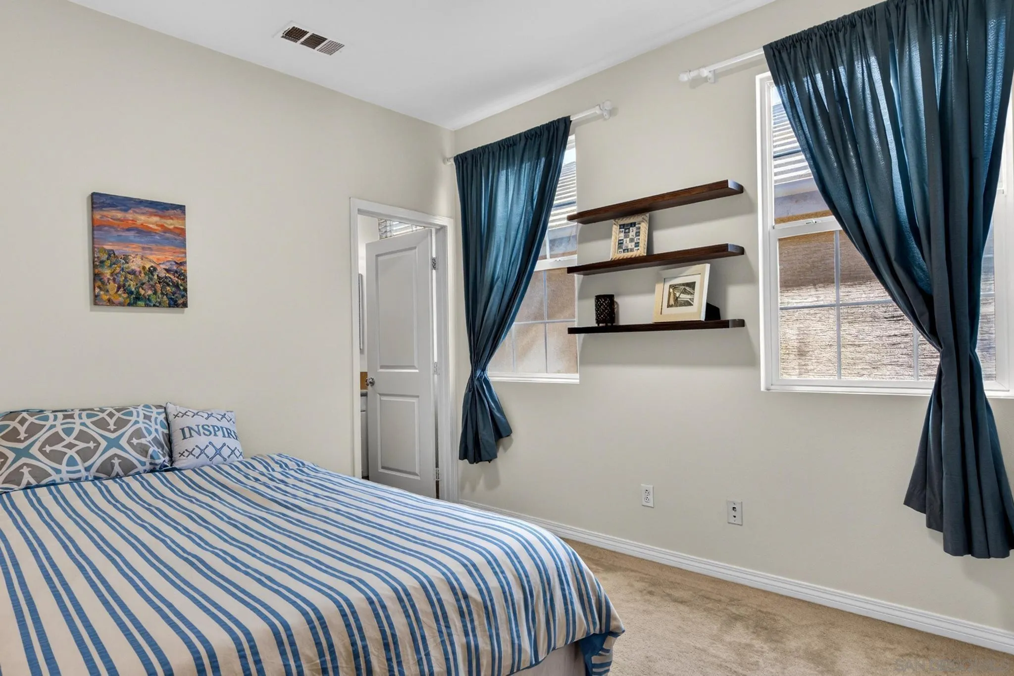 https://cdn.realtyfeed.com/cdn/127/260011207/01fa767709645a493b9010fac909d7d7.webp