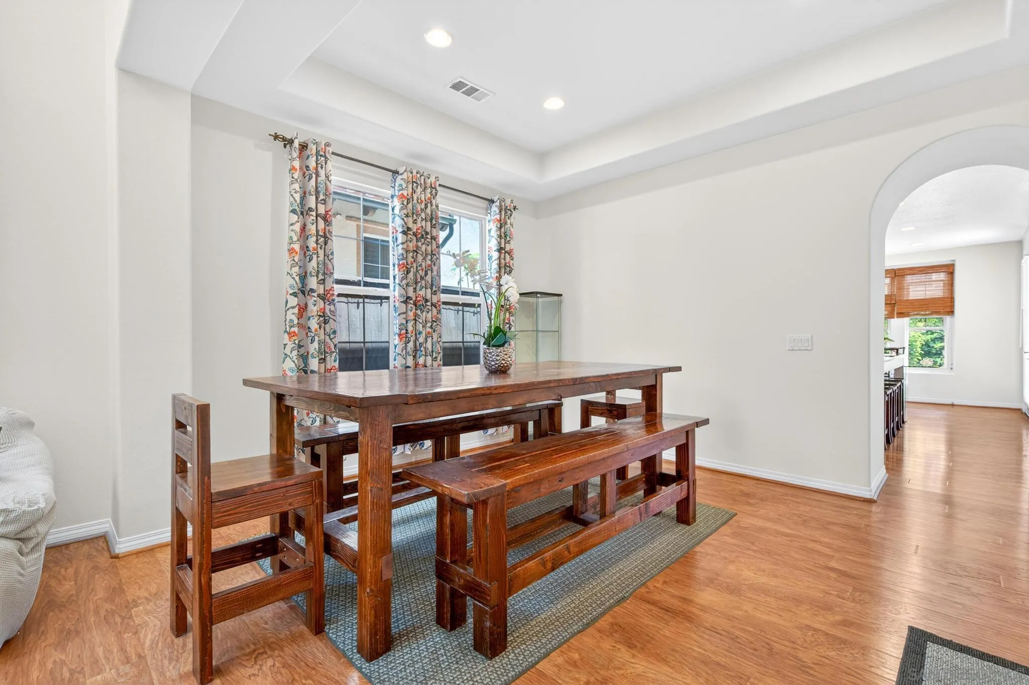 https://cdn.realtyfeed.com/cdn/127/260011207/0ae50ad0ecd3204030c0fe88fc7559be.webp