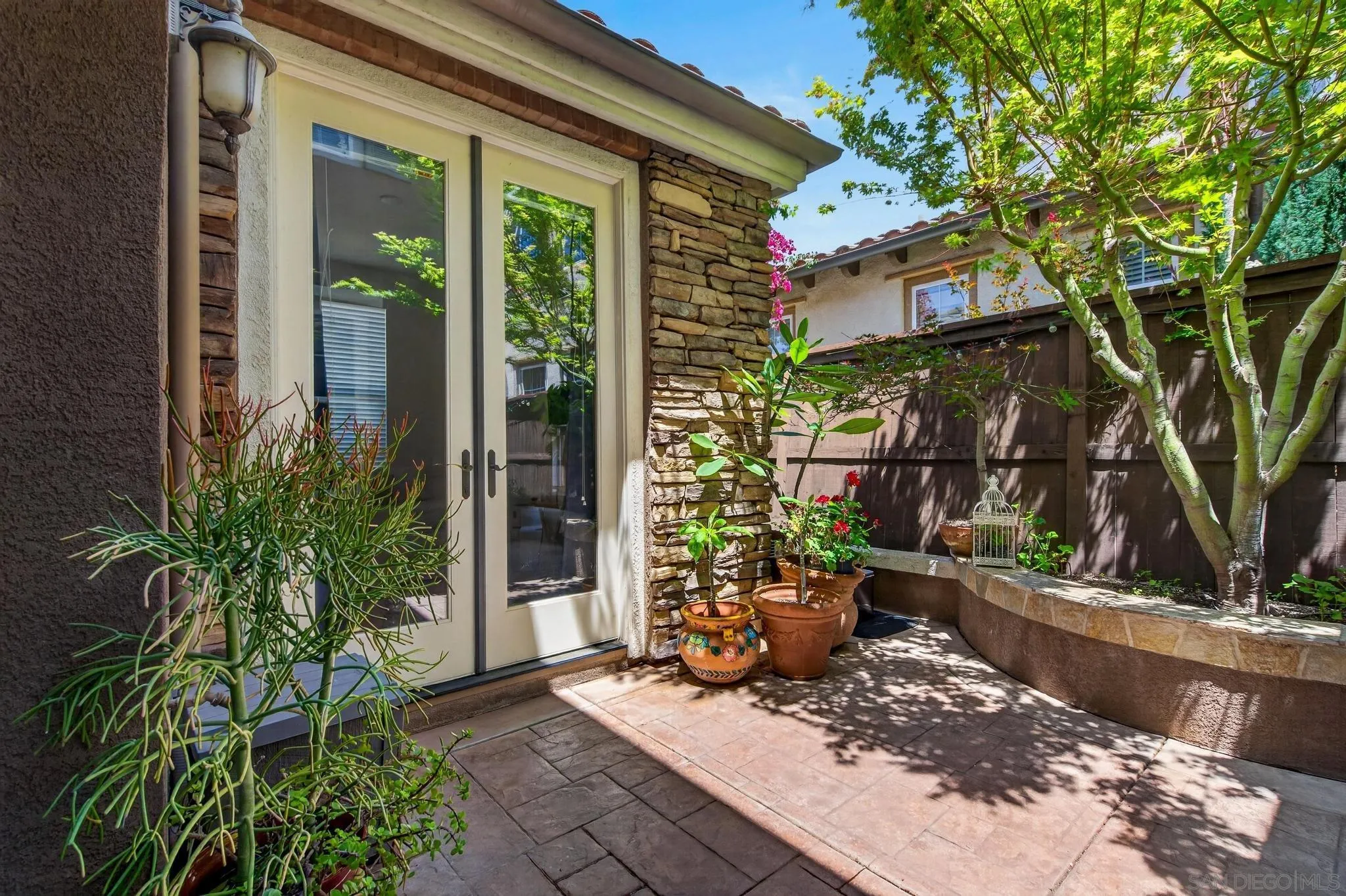 https://cdn.realtyfeed.com/cdn/127/260011207/4e4f83719e1fea0642e6342047e2a146.webp
