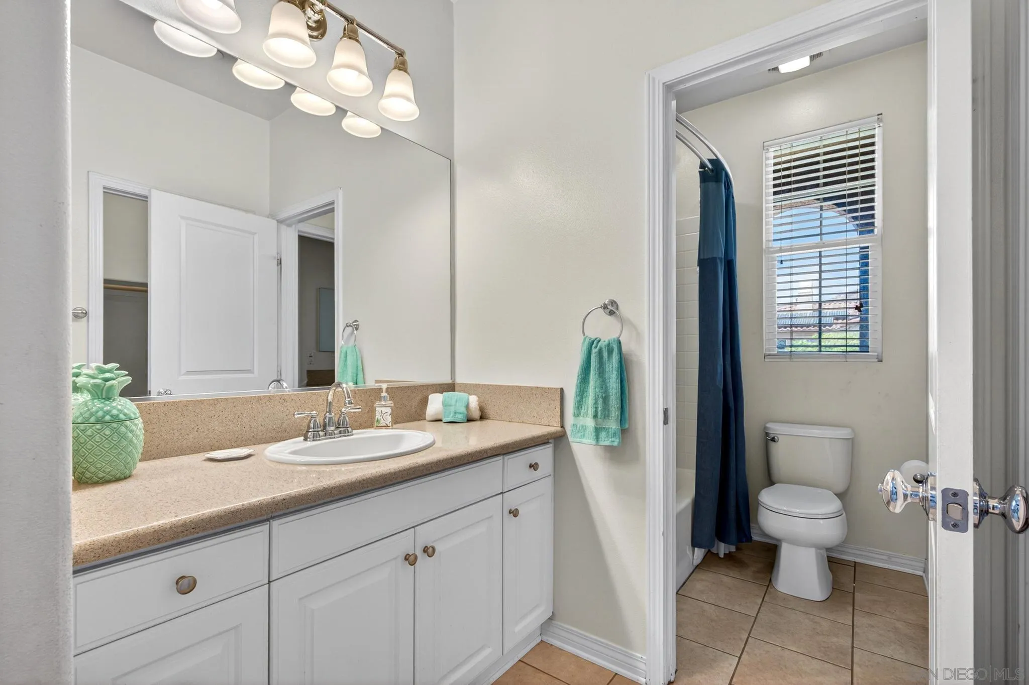 https://cdn.realtyfeed.com/cdn/127/260011207/b2f0e4f93398a682c9e330f0ec477f12.webp
