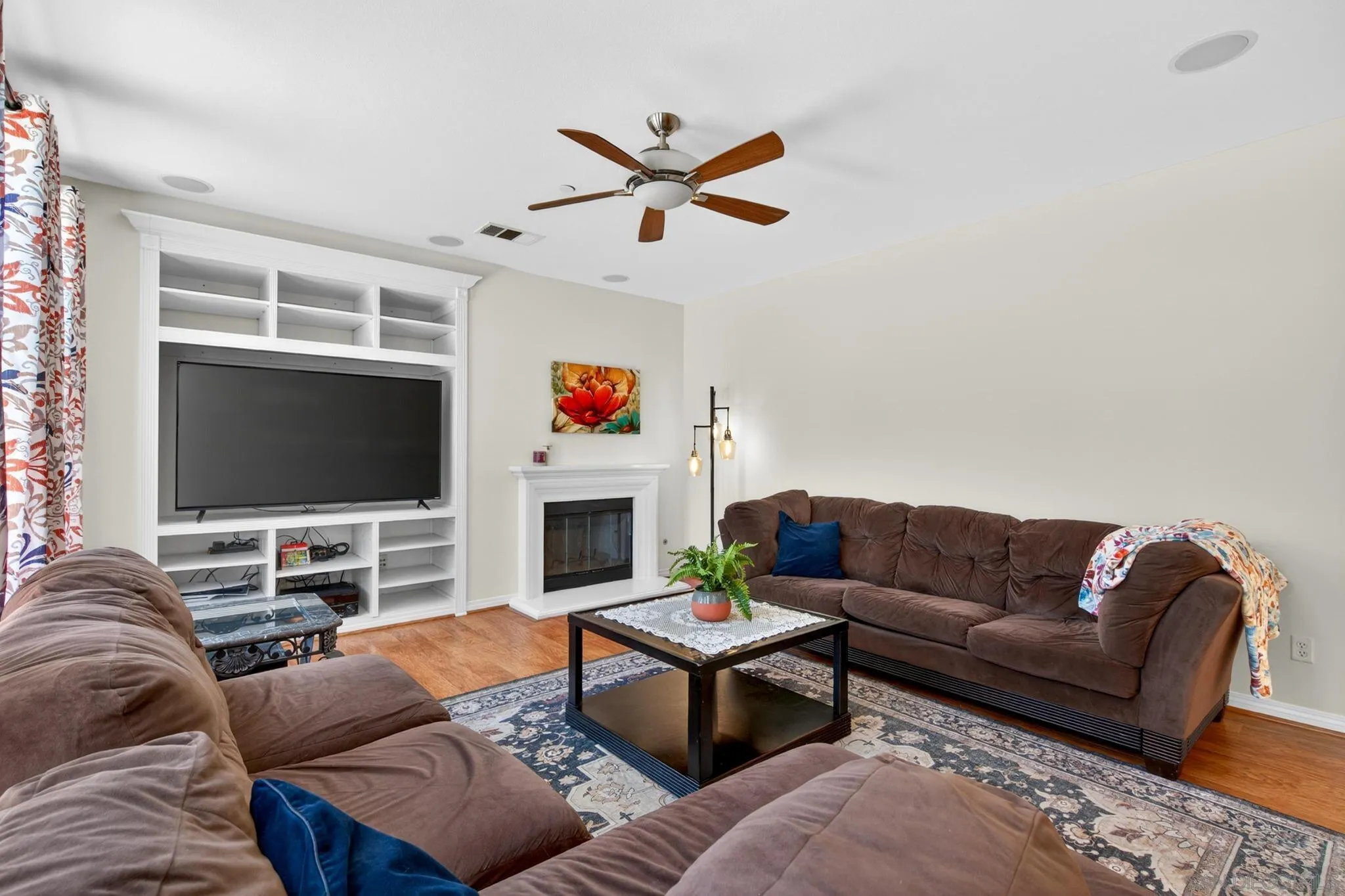 https://cdn.realtyfeed.com/cdn/127/260011207/dfb1824d123efb895fdcaf7c6fafd685.webp