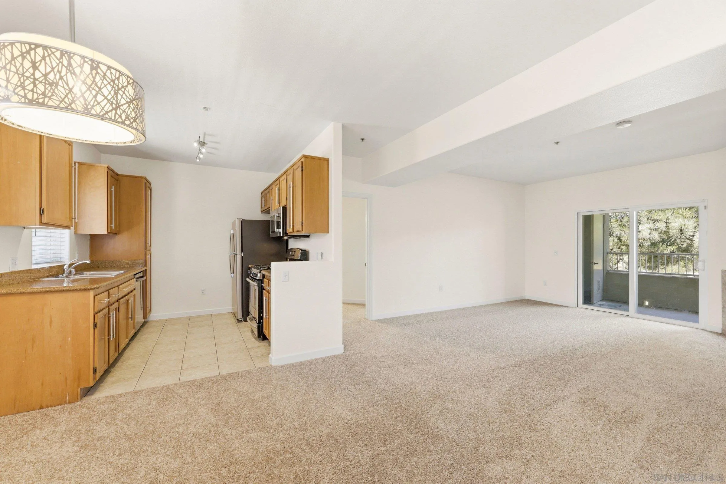 https://cdn.realtyfeed.com/cdn/127/260011208/1cc379da4f71222685cc999c1267e6a2.webp