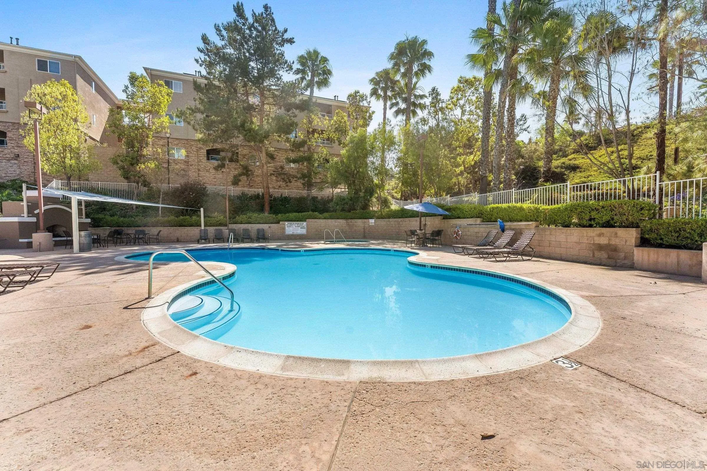 https://cdn.realtyfeed.com/cdn/127/260011208/33227f9e6d3248e8fa231dc883843292.webp
