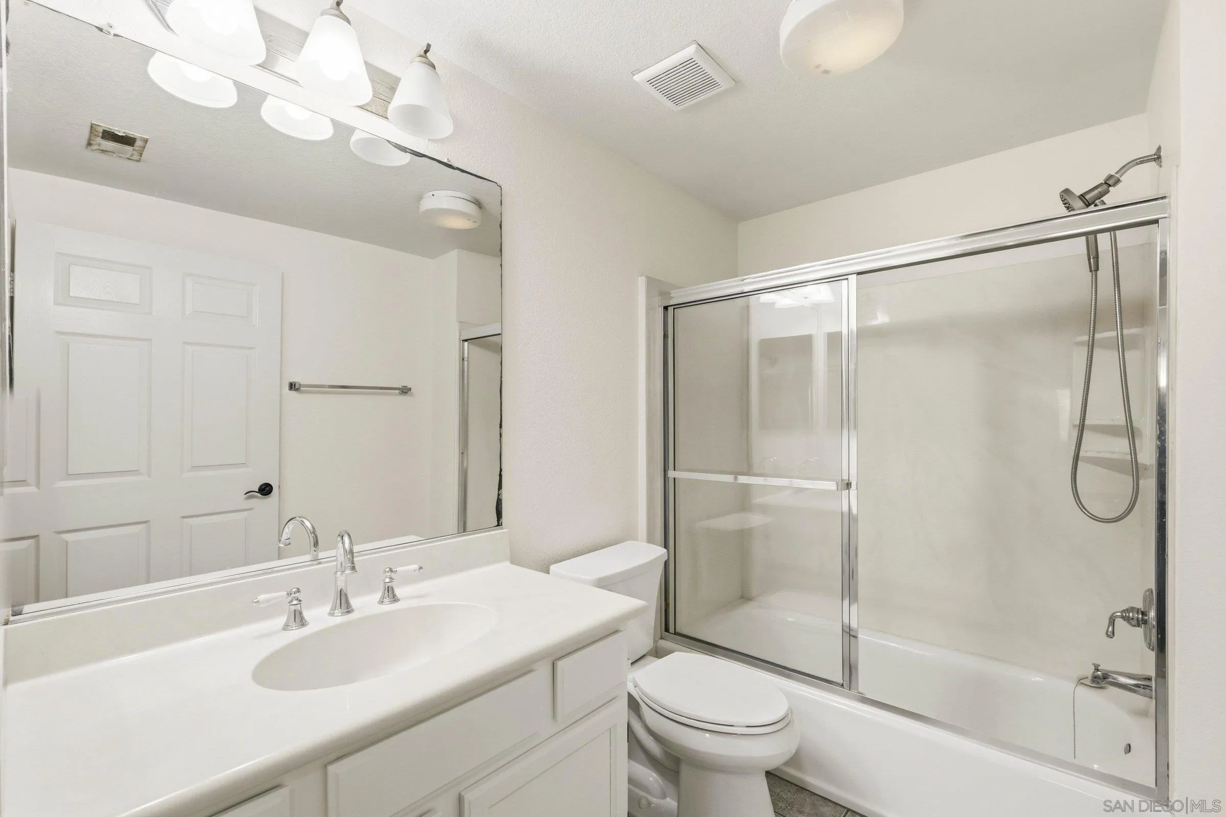 https://cdn.realtyfeed.com/cdn/127/260011208/cf3273792339b1289f0cd5e2fc951f91.webp