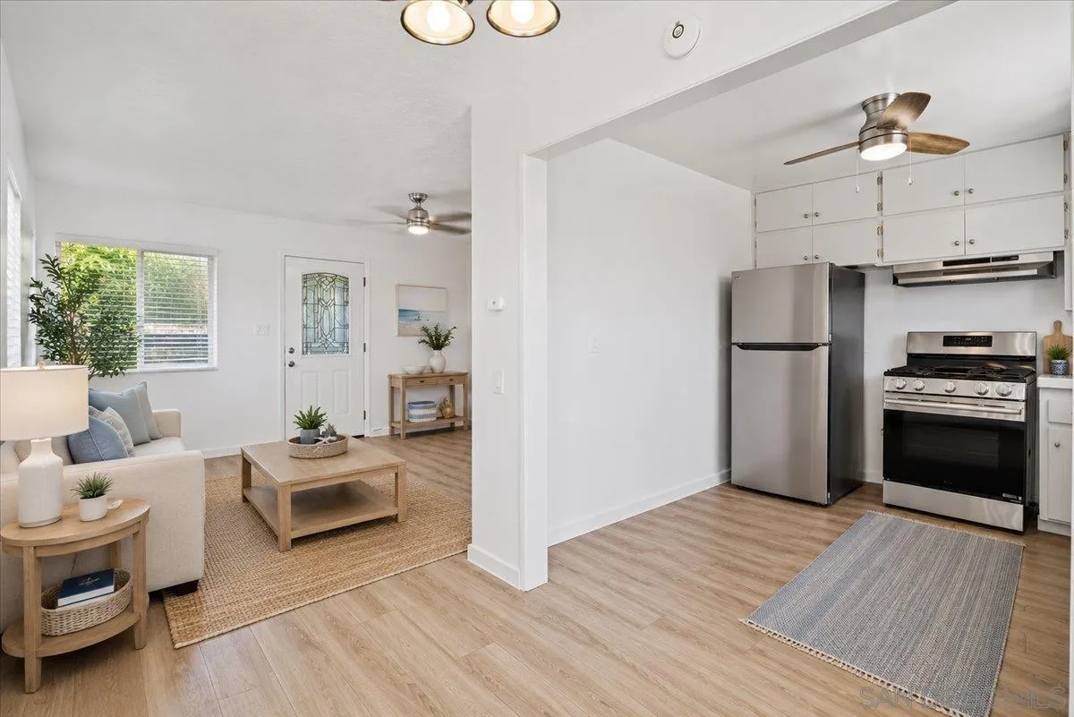 Photo #2: 260011209 Listing: Photo #2