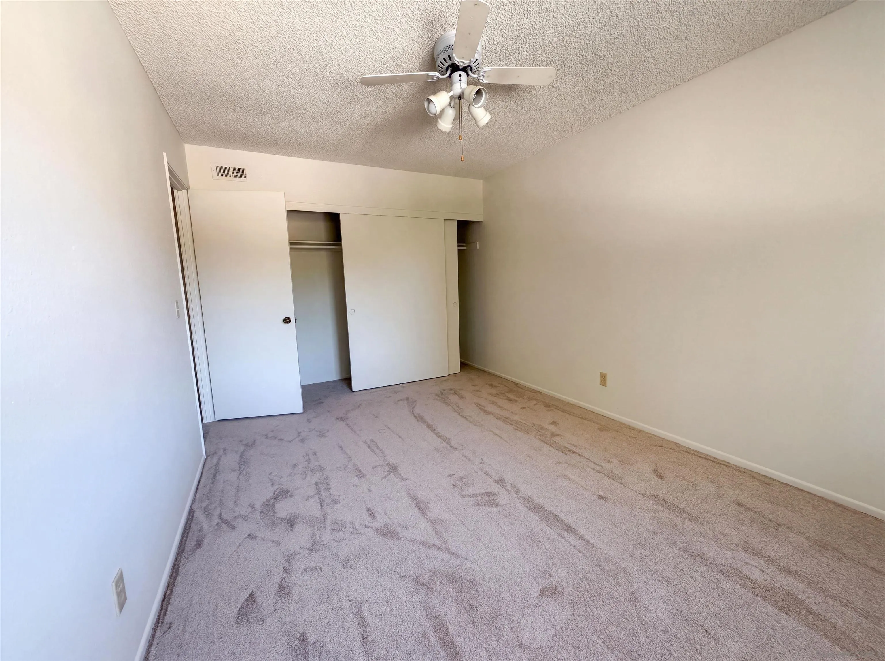 https://cdn.realtyfeed.com/cdn/127/260011210/3b3a02cdd9f835fddc1cf82d7638c8c9.webp