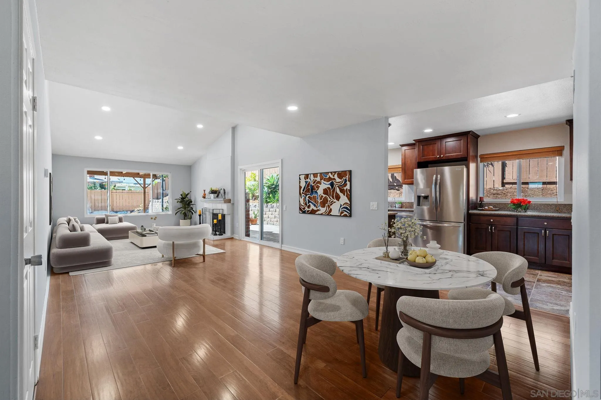 https://cdn.realtyfeed.com/cdn/127/260011211/15b1a27090a42d4a9de0e9bd8e688360.webp