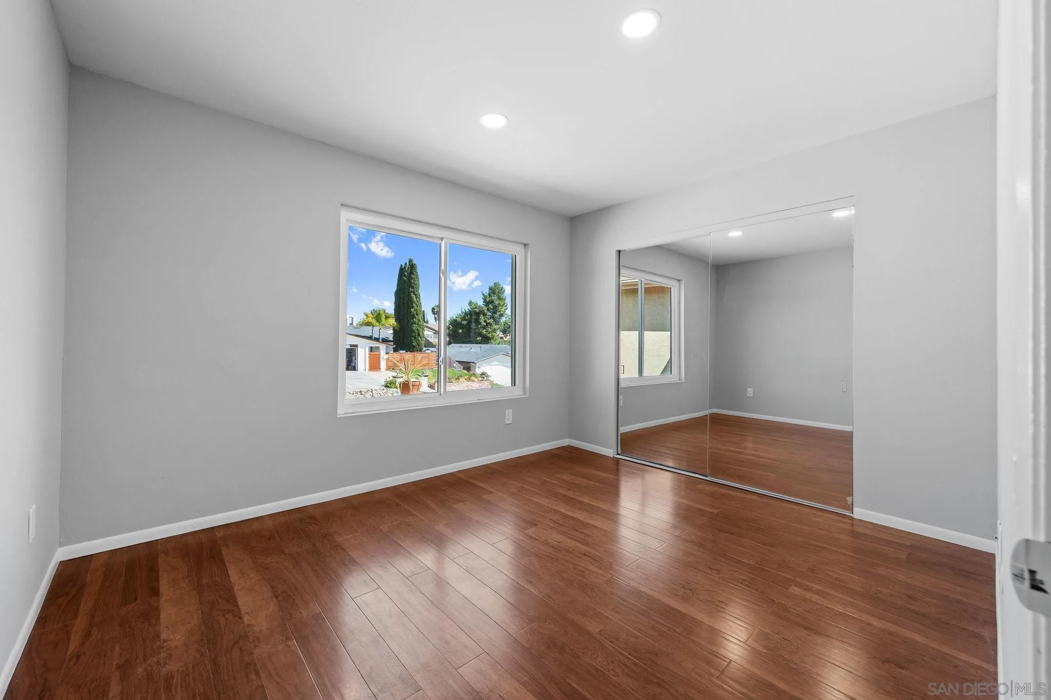 https://cdn.realtyfeed.com/cdn/127/260011211/d1ed0a7b025a72c2c3172873483ba0c1.webp