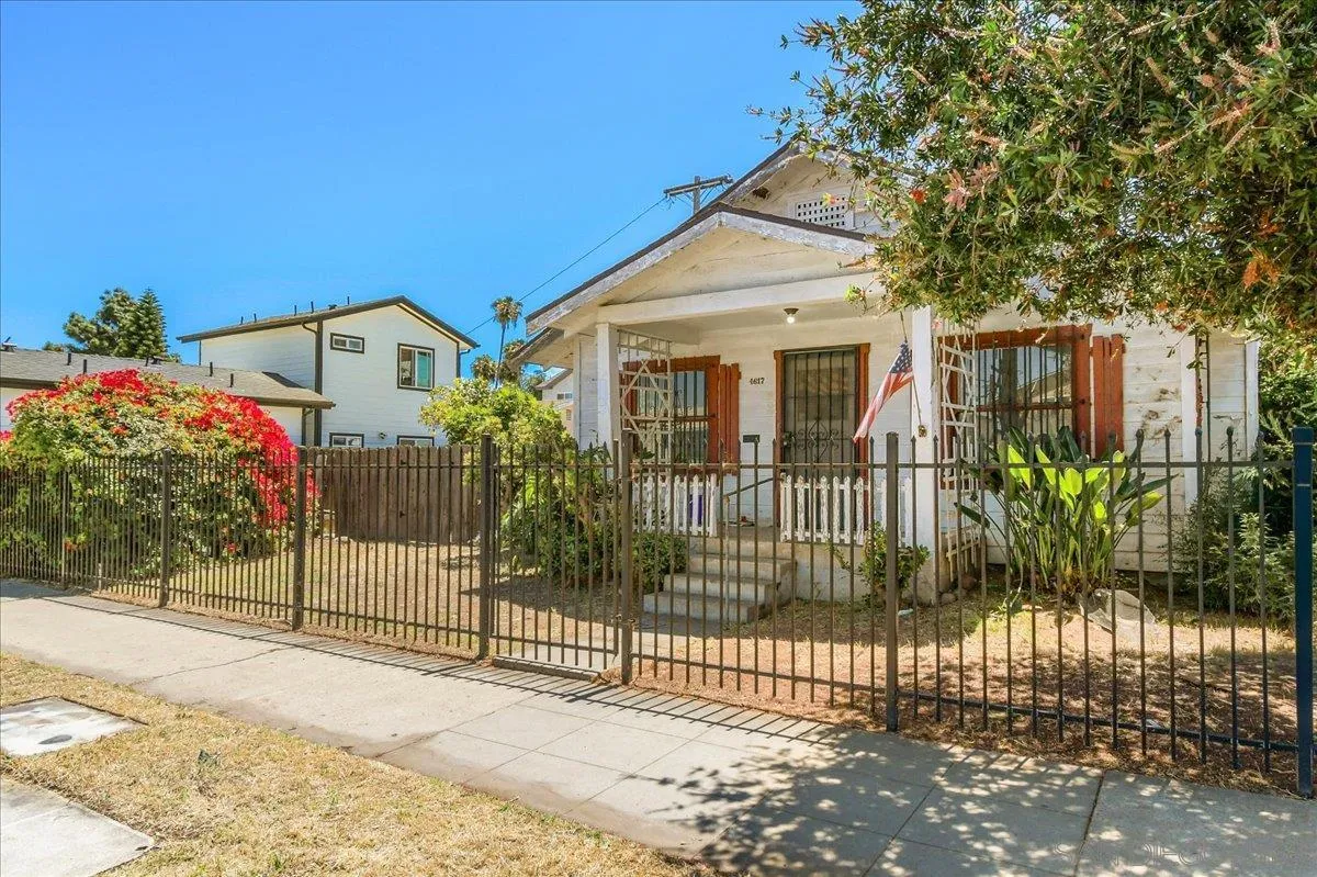 https://cdn.realtyfeed.com/cdn/127/260011212/43b5bf9f983e302de896f6dffd96f484.webp