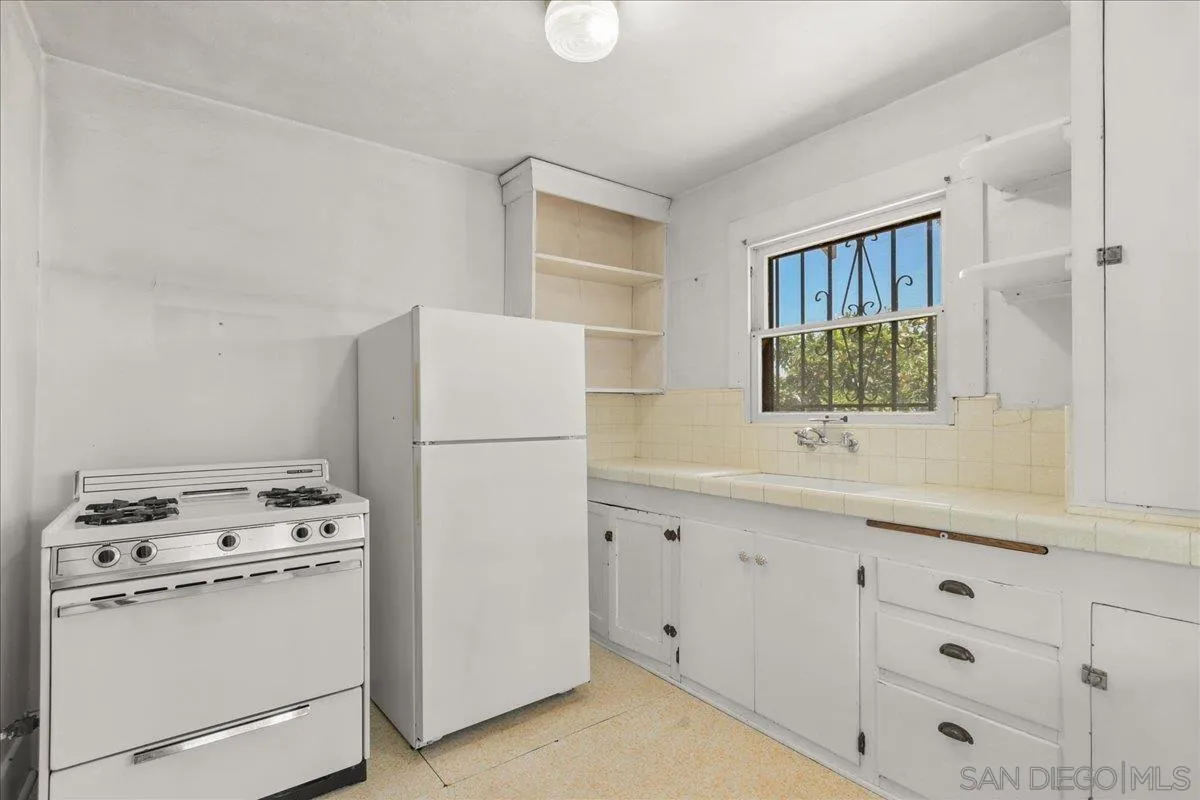 https://cdn.realtyfeed.com/cdn/127/260011212/7dd53c43d330c12ebae0d00851cd8acf.webp