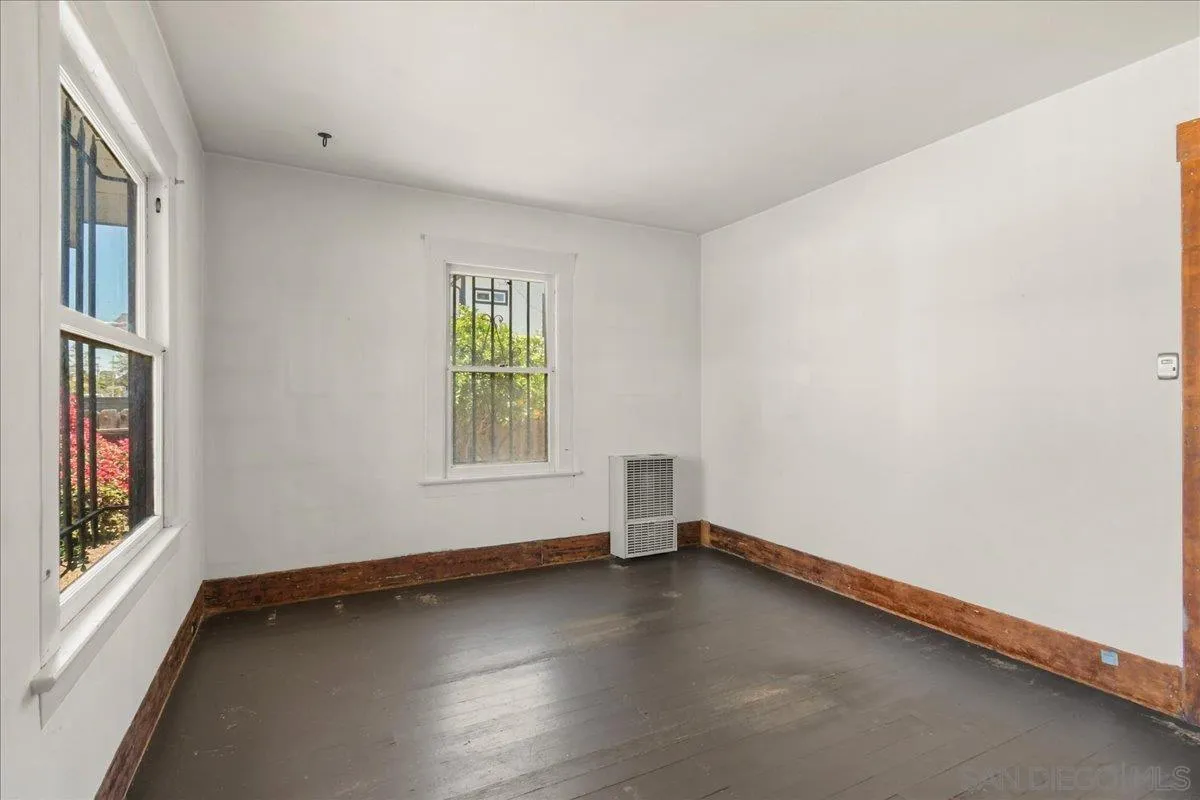https://cdn.realtyfeed.com/cdn/127/260011212/e8e78bead30715788f02b8ac263c56f8.webp