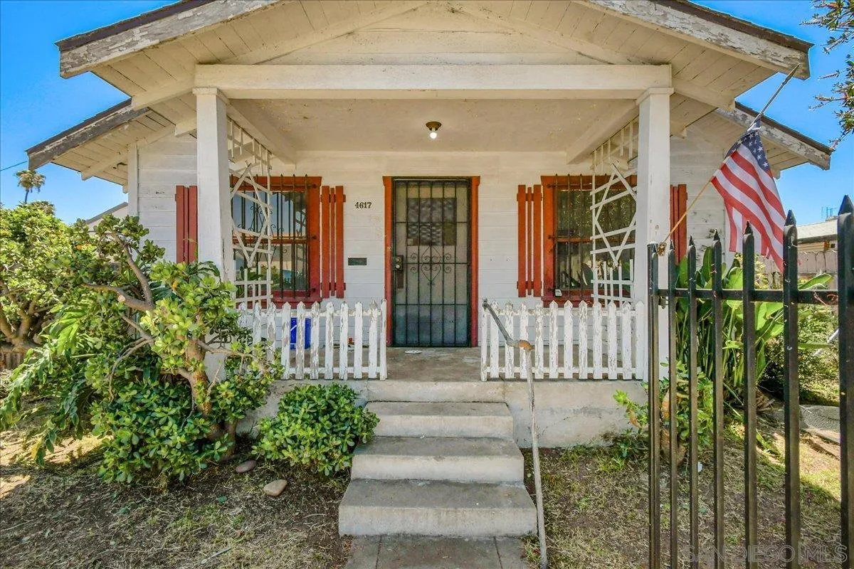 https://cdn.realtyfeed.com/cdn/127/260011212/fe0cd7b61ad84f64d6ab52f48777fafd.webp