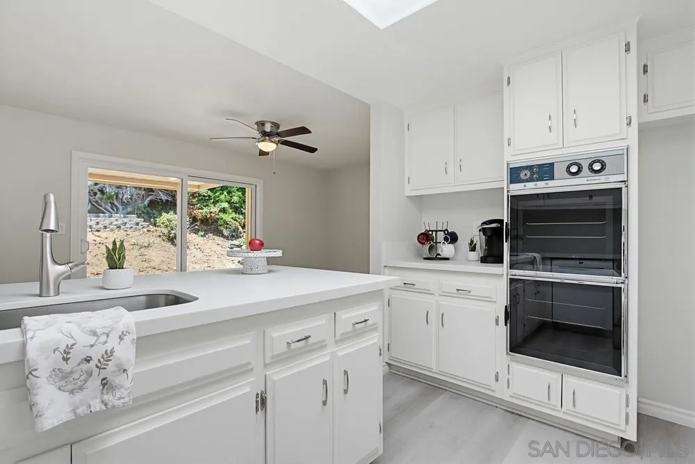 Photo #15: 260011214 Listing: Photo #15