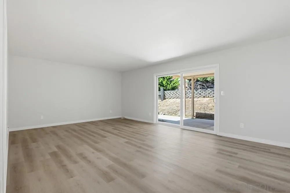 Photo #7: 260011214 Listing: Photo #7