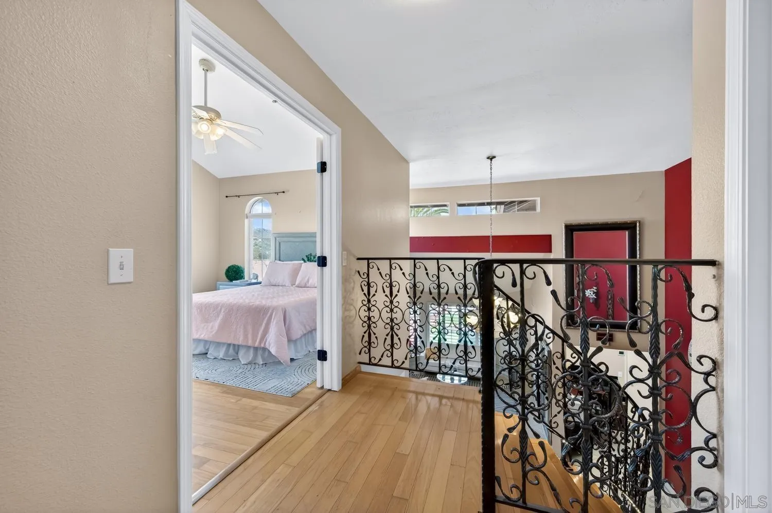 https://cdn.realtyfeed.com/cdn/127/260011215/c14efe19c2e08957735c86e8ab1ef264.webp