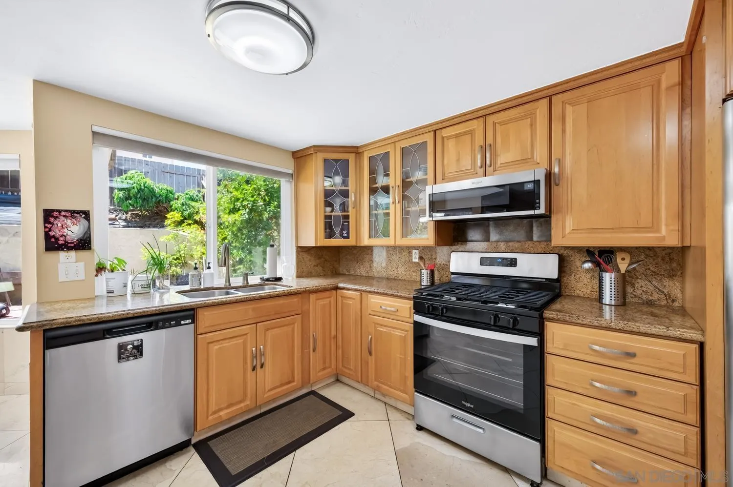https://cdn.realtyfeed.com/cdn/127/260011215/d614f11f36ece01851a6a213dd28770d.webp