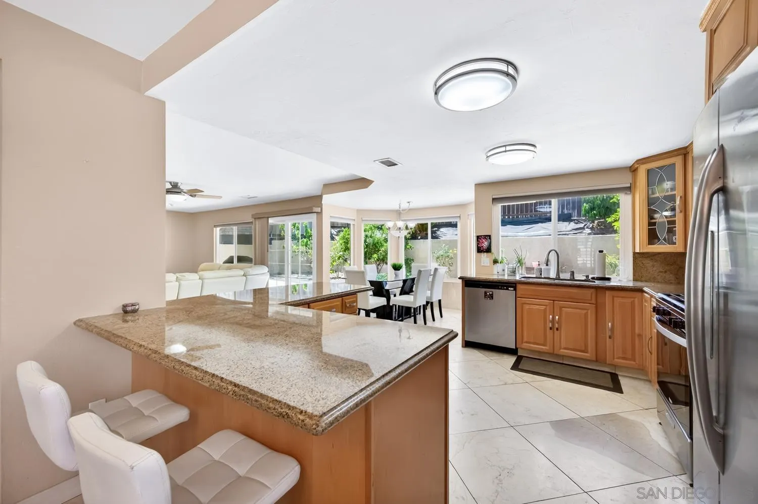 https://cdn.realtyfeed.com/cdn/127/260011215/dd1d9a95ee6f916ccd9f45fb69d77690.webp