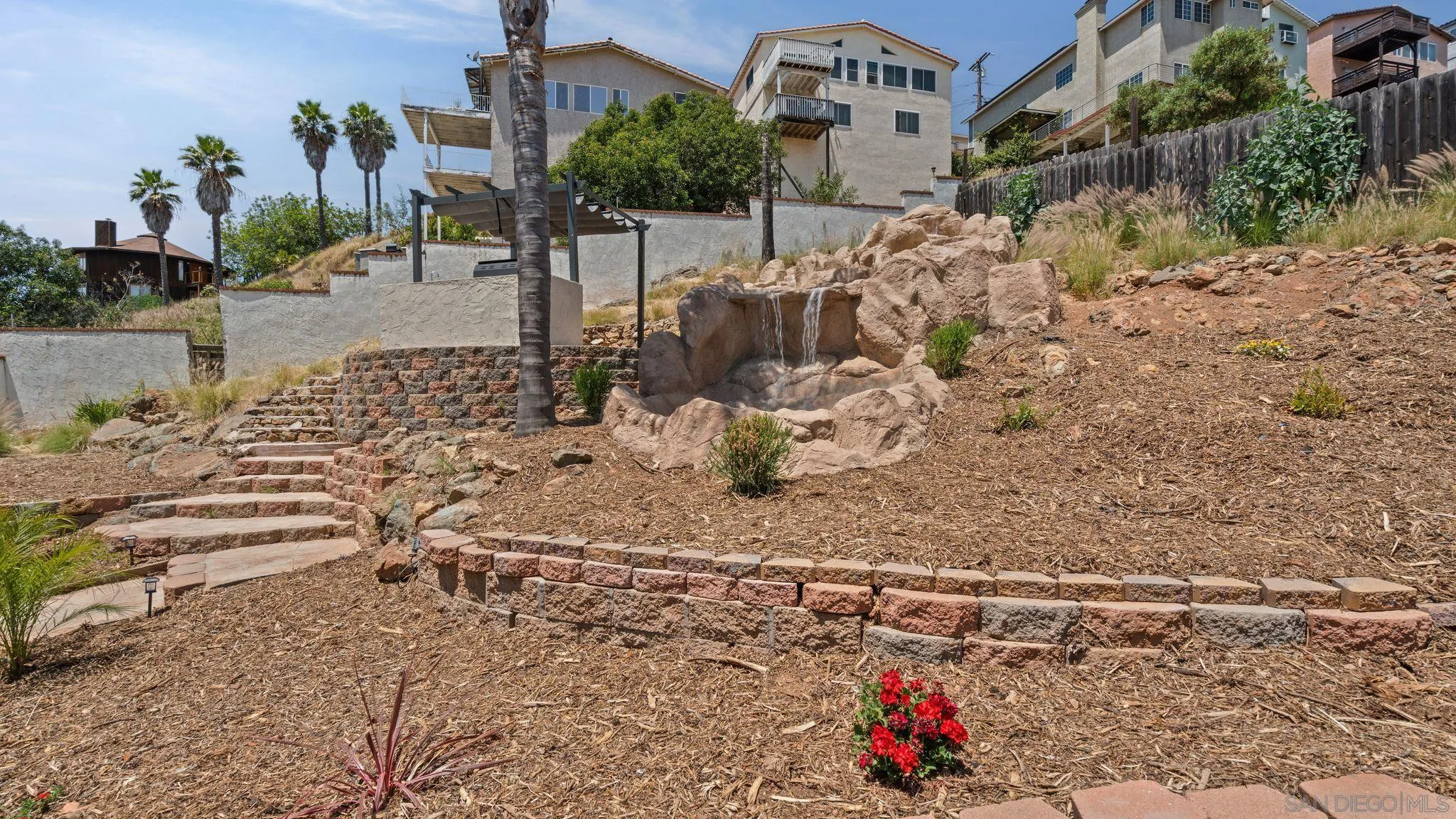 https://cdn.realtyfeed.com/cdn/127/260011216/c15b46d52c270d93e5b3f37a2b112f98.webp