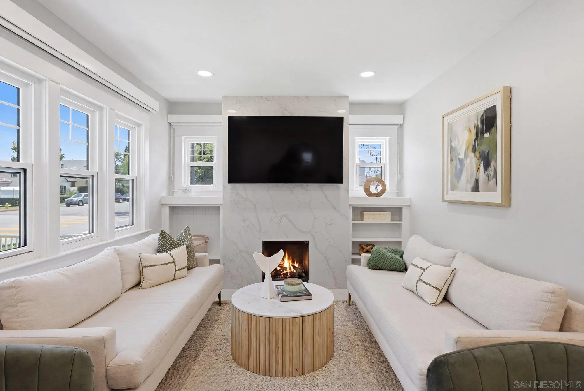https://cdn.realtyfeed.com/cdn/127/260011219/039f22d78d95f275725a1d8153d2026c.webp