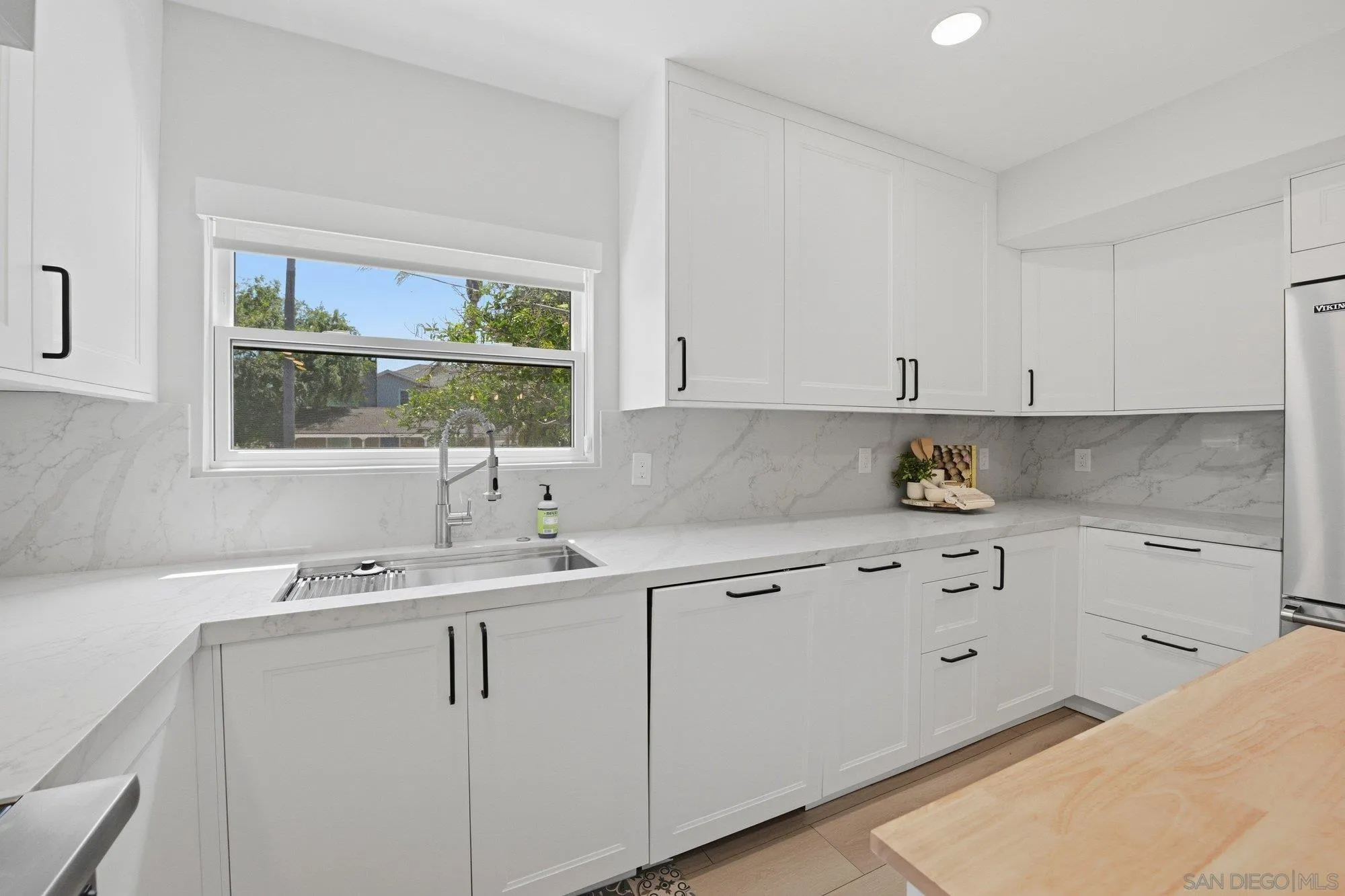 https://cdn.realtyfeed.com/cdn/127/260011219/207eb7274604767b707fcb45b64bafa0.webp
