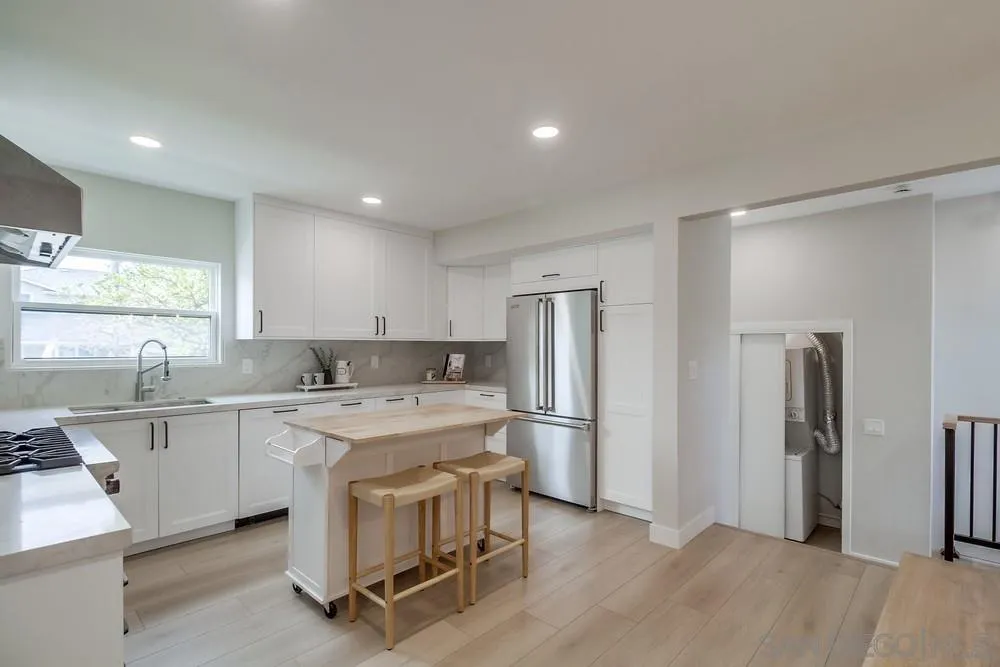 https://cdn.realtyfeed.com/cdn/127/260011219/2331040d059da4a709dd3cb43fef4ba9.webp