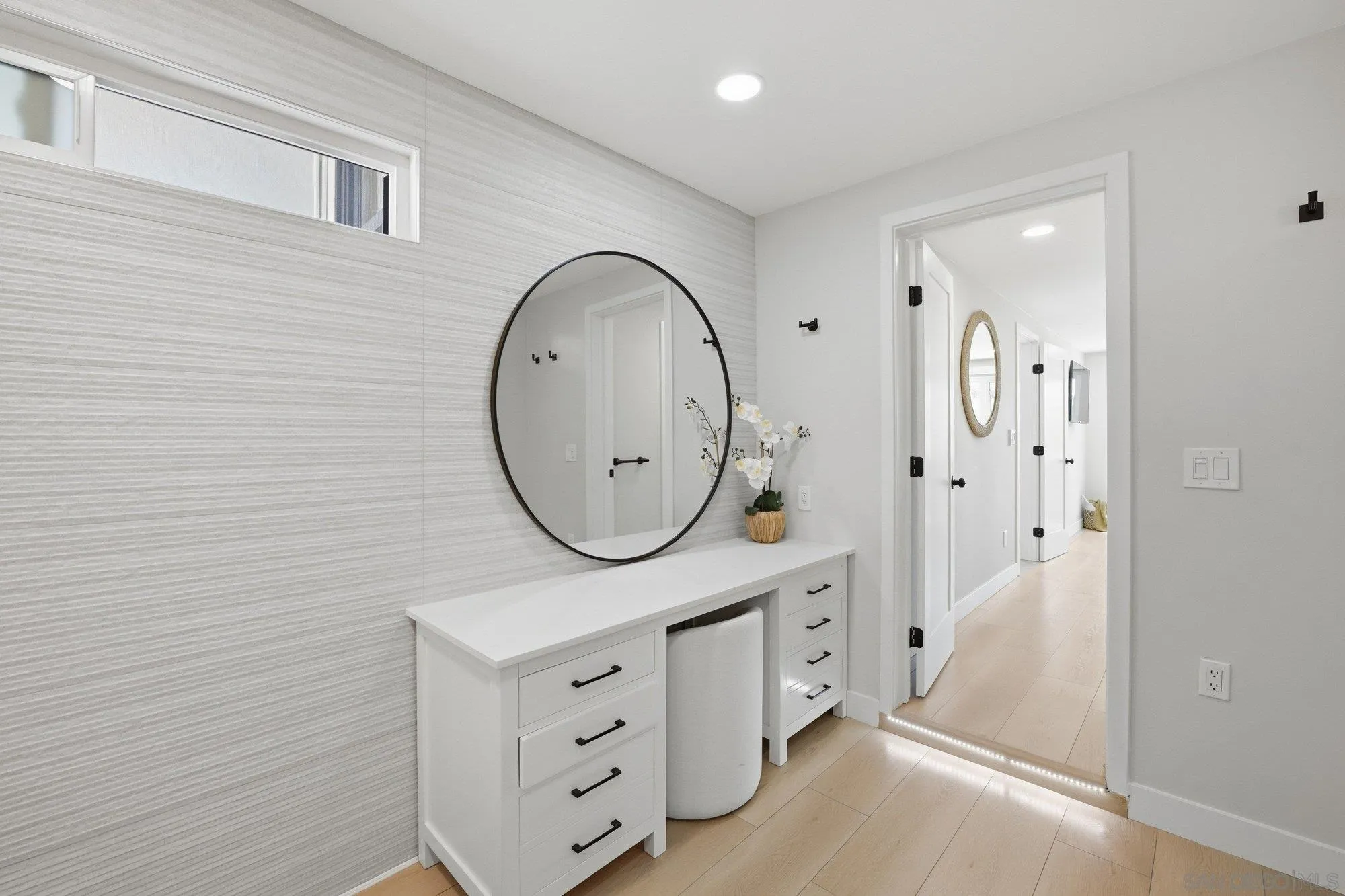 https://cdn.realtyfeed.com/cdn/127/260011219/766333b555d1da722dc2c06dae6a9281.webp
