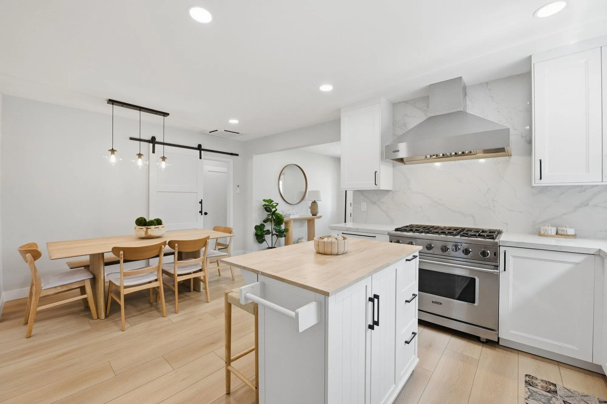 https://cdn.realtyfeed.com/cdn/127/260011219/b793bd7d834f508ba07442a5a56e7cdc.webp