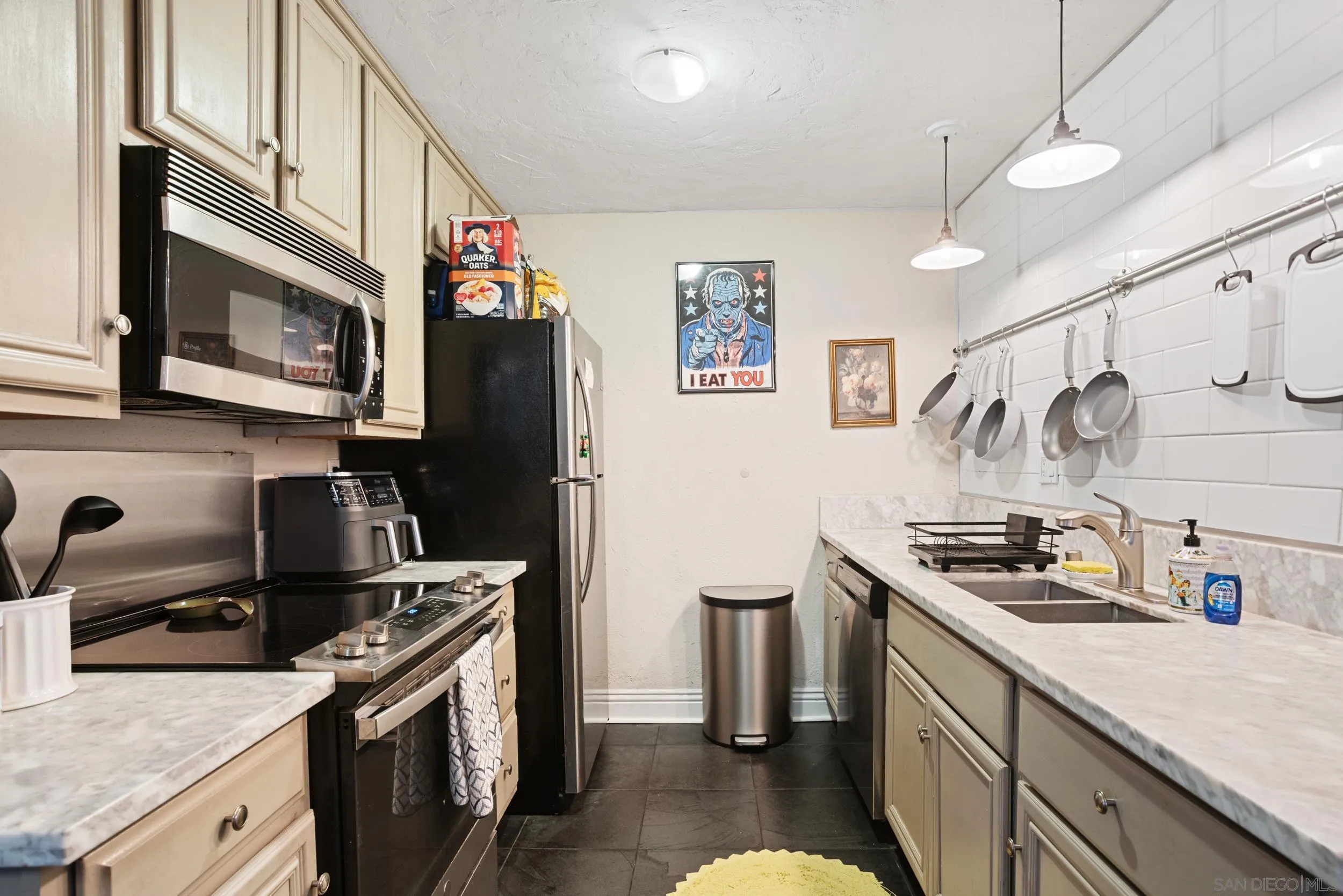 Photo #9: 260011220 Listing: Photo #9