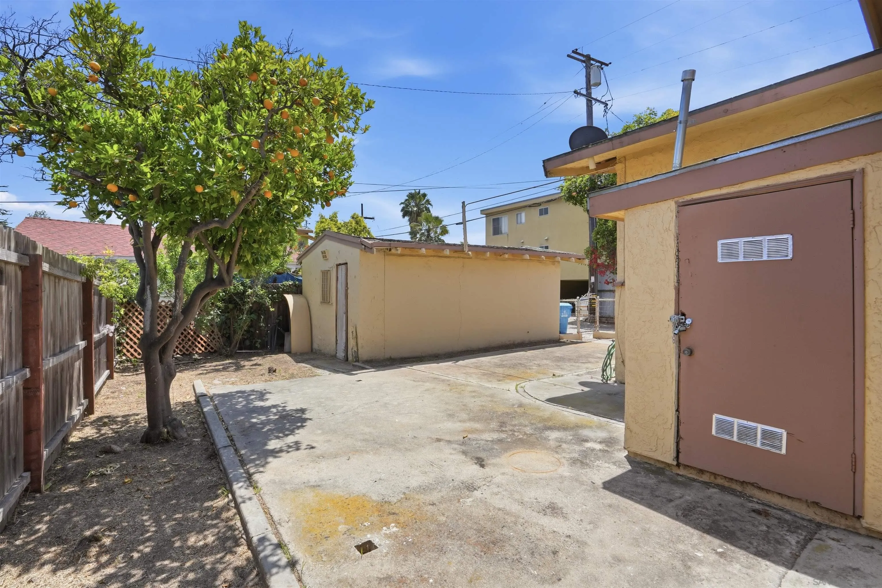https://cdn.realtyfeed.com/cdn/127/260011222/0c76da31fbf6b8541b3e15841f810f69.webp