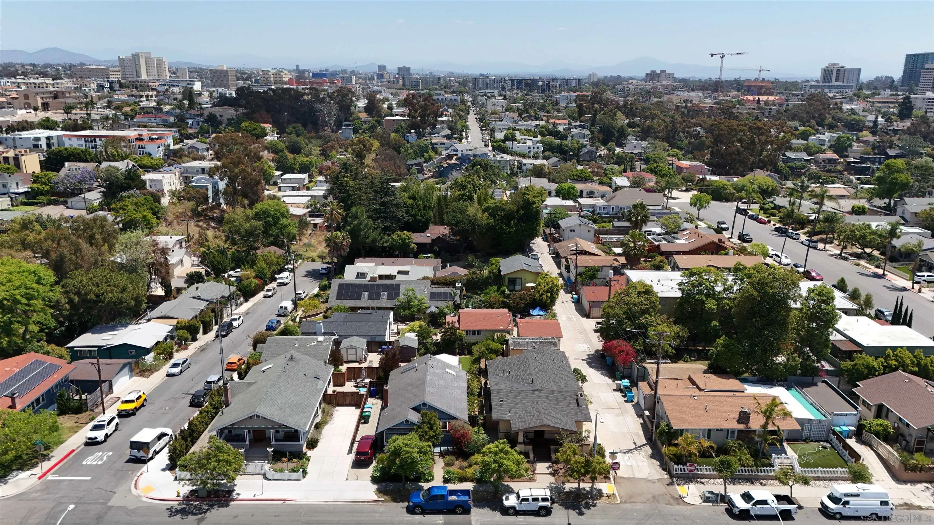 https://cdn.realtyfeed.com/cdn/127/260011222/1612f4a1c7758324ee5b6da5cffa787b.webp