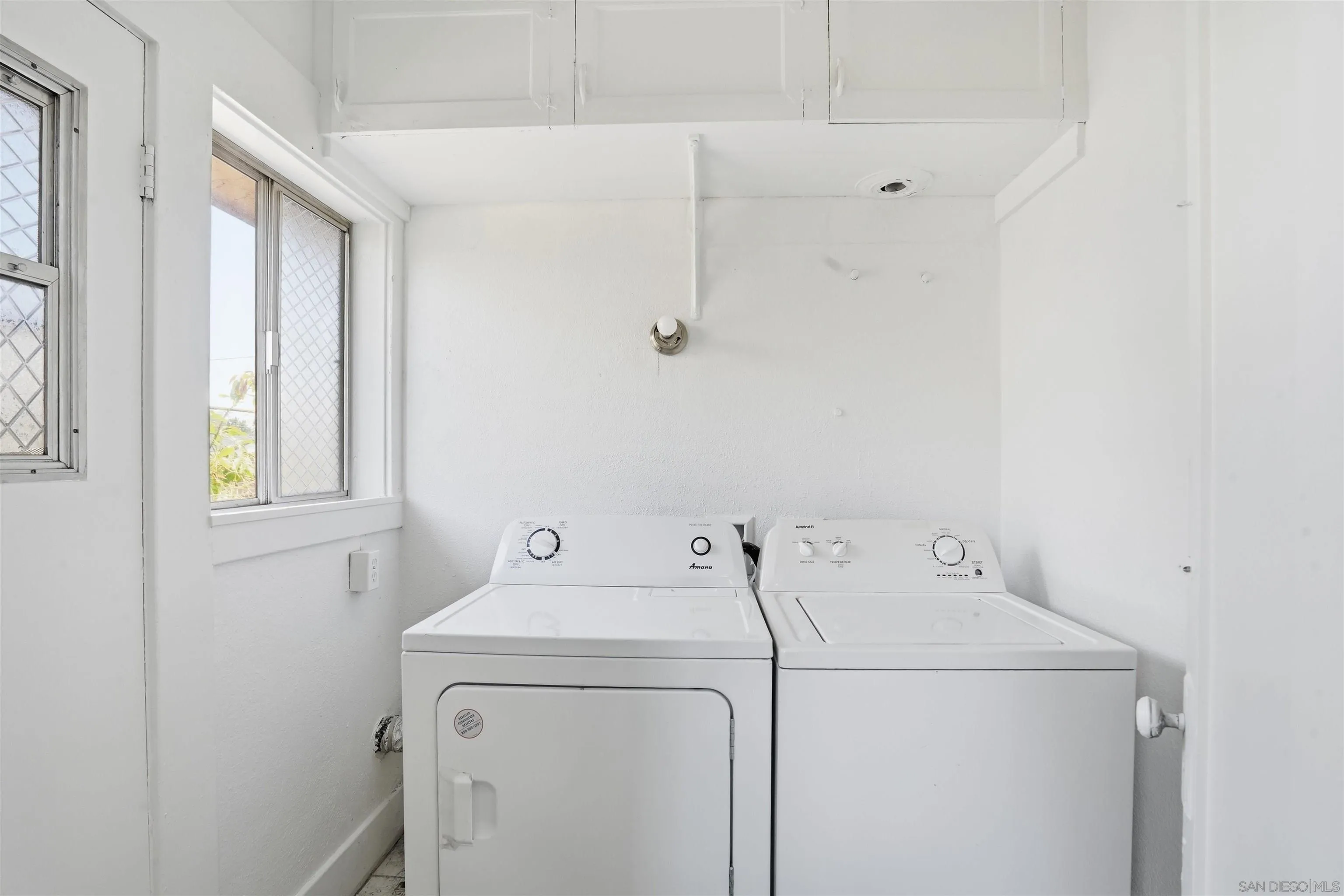 https://cdn.realtyfeed.com/cdn/127/260011222/a73534813a42acb275e52cb93c94b734.webp