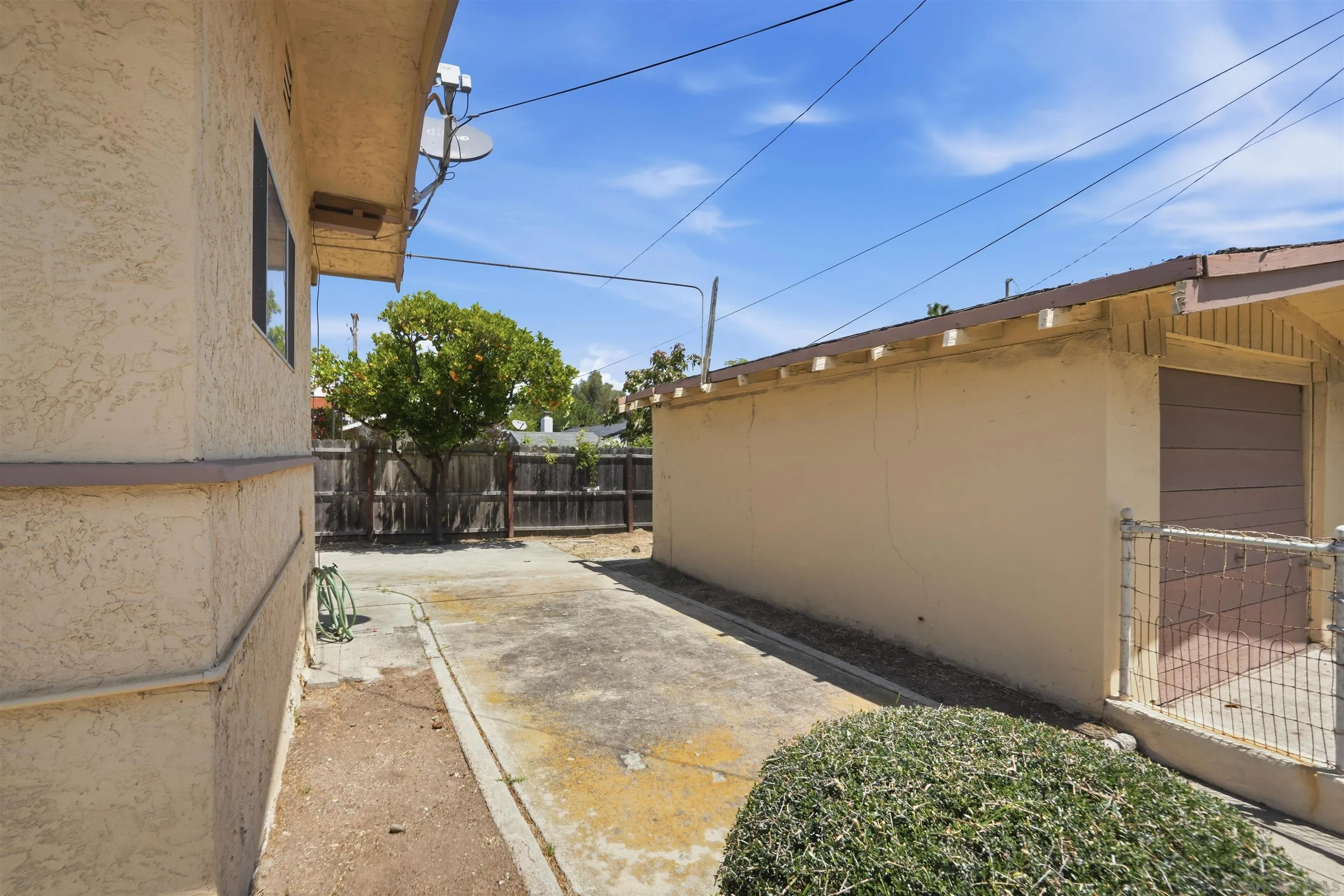 https://cdn.realtyfeed.com/cdn/127/260011222/df6fbe9b7dd5e8e1647e19871c2f2611.webp