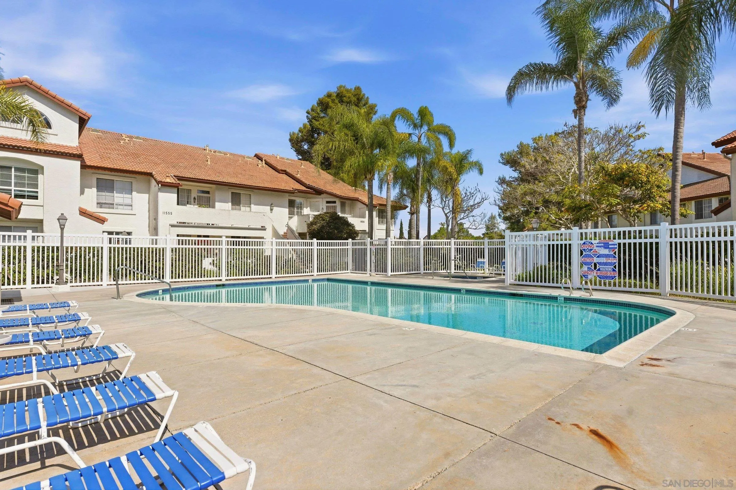 https://cdn.realtyfeed.com/cdn/127/260011225/384ef0cc0745d0916116056764260a0b.webp