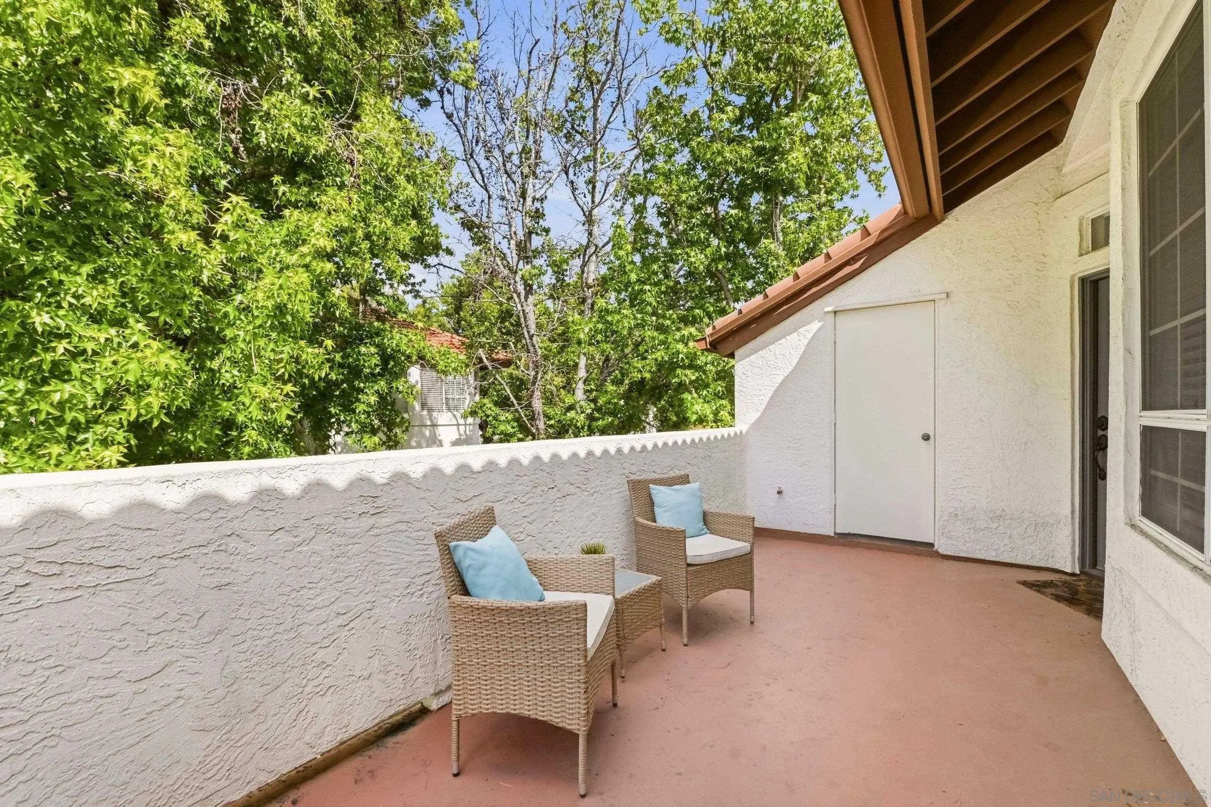 https://cdn.realtyfeed.com/cdn/127/260011225/ef81d8528678230d87f80bfccd782e54.webp