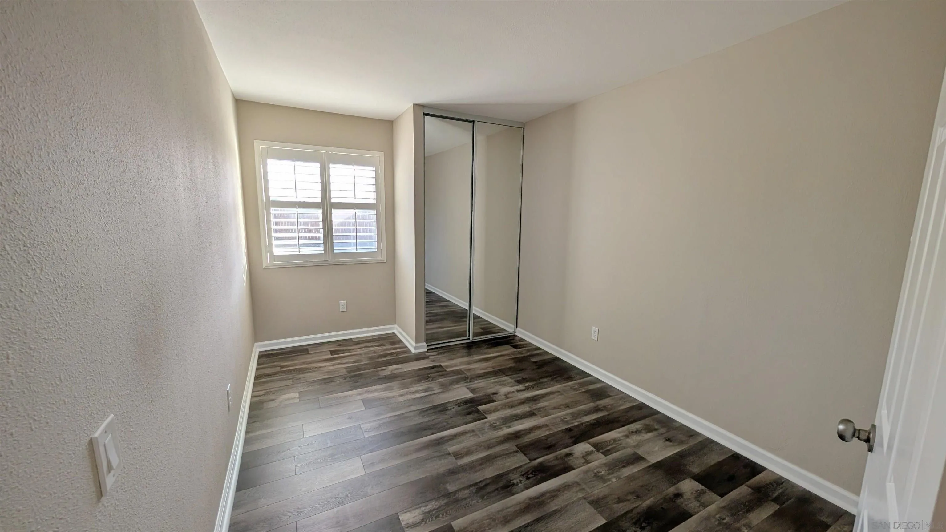 https://cdn.realtyfeed.com/cdn/127/260011231/6d06488f63b9e535055e0e16ff09841a.webp