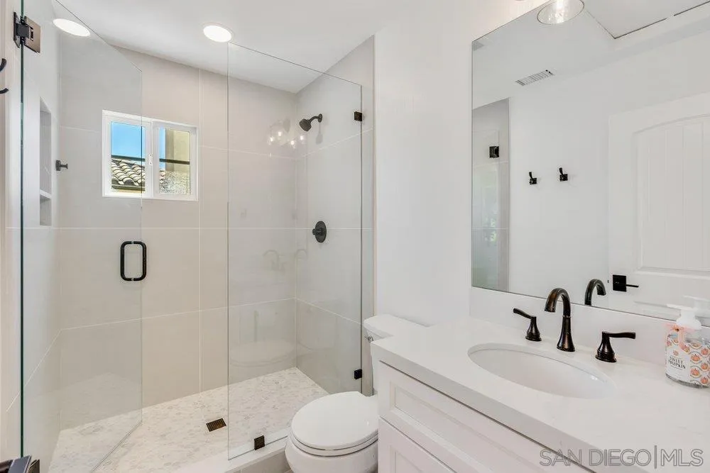 https://cdn.realtyfeed.com/cdn/127/260011236/01d3300dc40bee7d02e1f9114cc7fc81.webp
