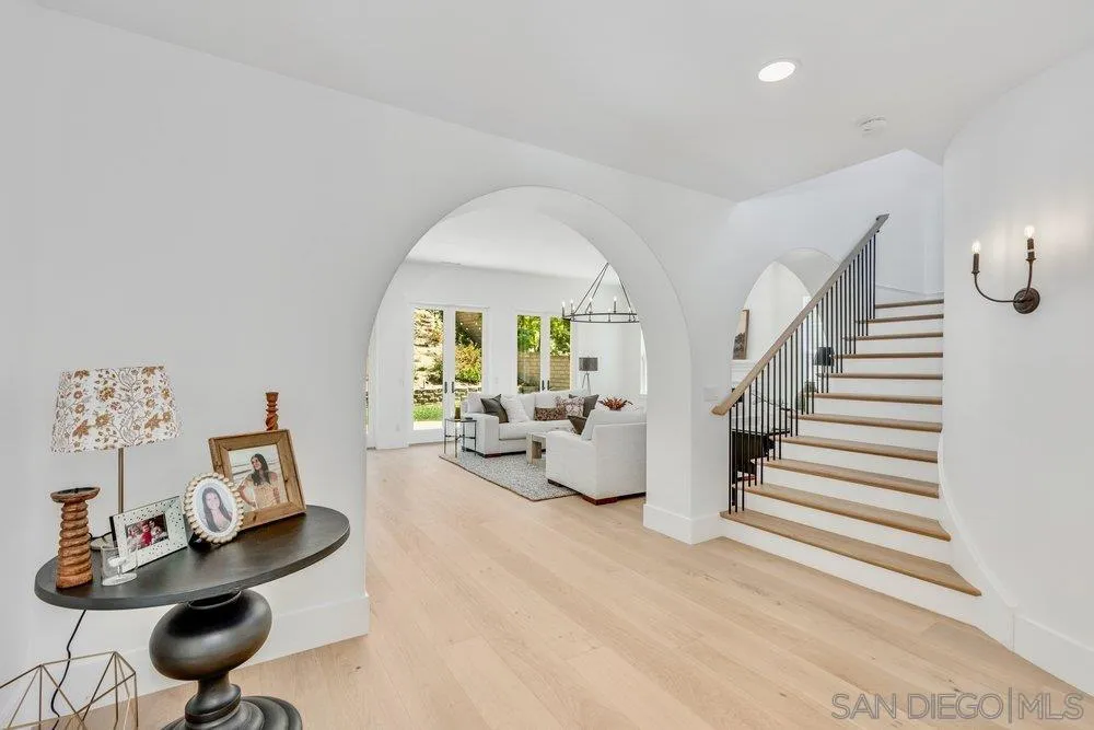 https://cdn.realtyfeed.com/cdn/127/260011236/8195c05fd28972873bde34bc758026a3.webp