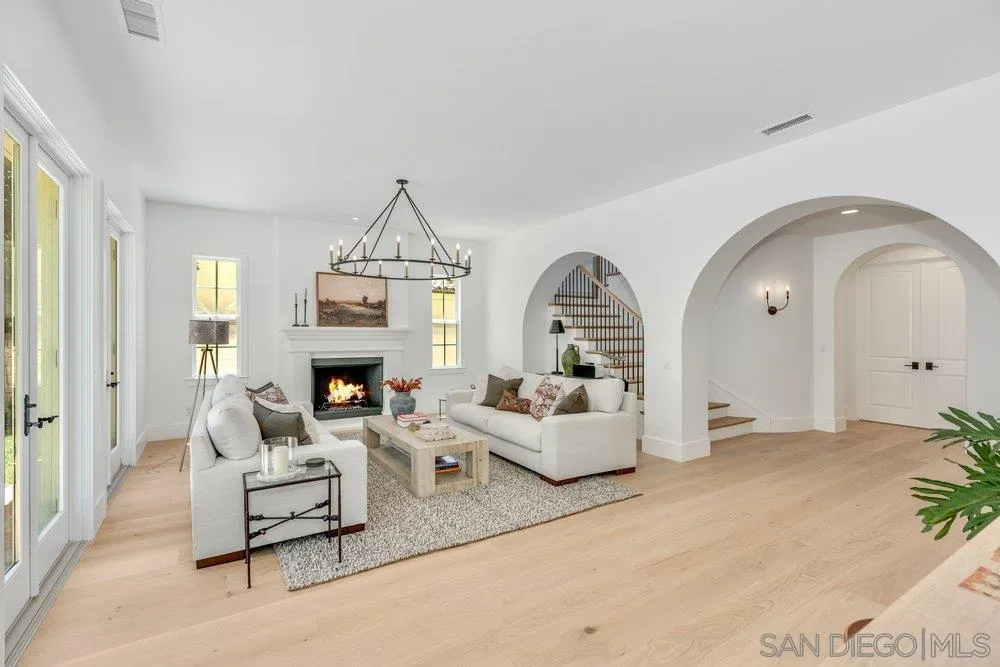 https://cdn.realtyfeed.com/cdn/127/260011236/af176a16ef8f429f8112fbc5f667595a.webp