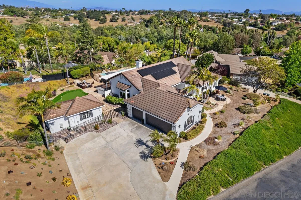 https://cdn.realtyfeed.com/cdn/127/260011237/a69a73d55650839ae8e3ab10548c5721.webp