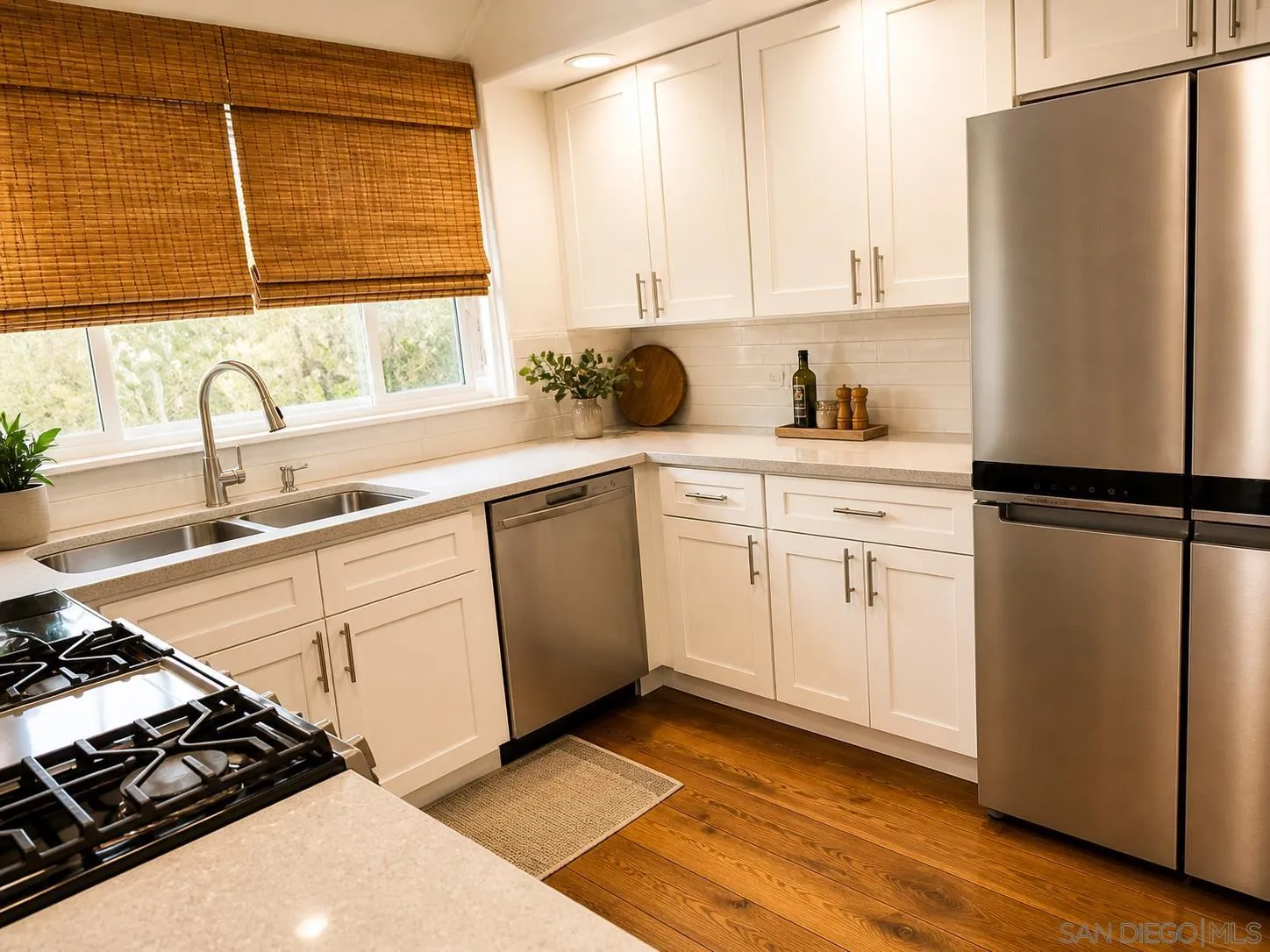 https://cdn.realtyfeed.com/cdn/127/260011241/a46070c72c8f1e5e0d3e5daeecf63c67.webp