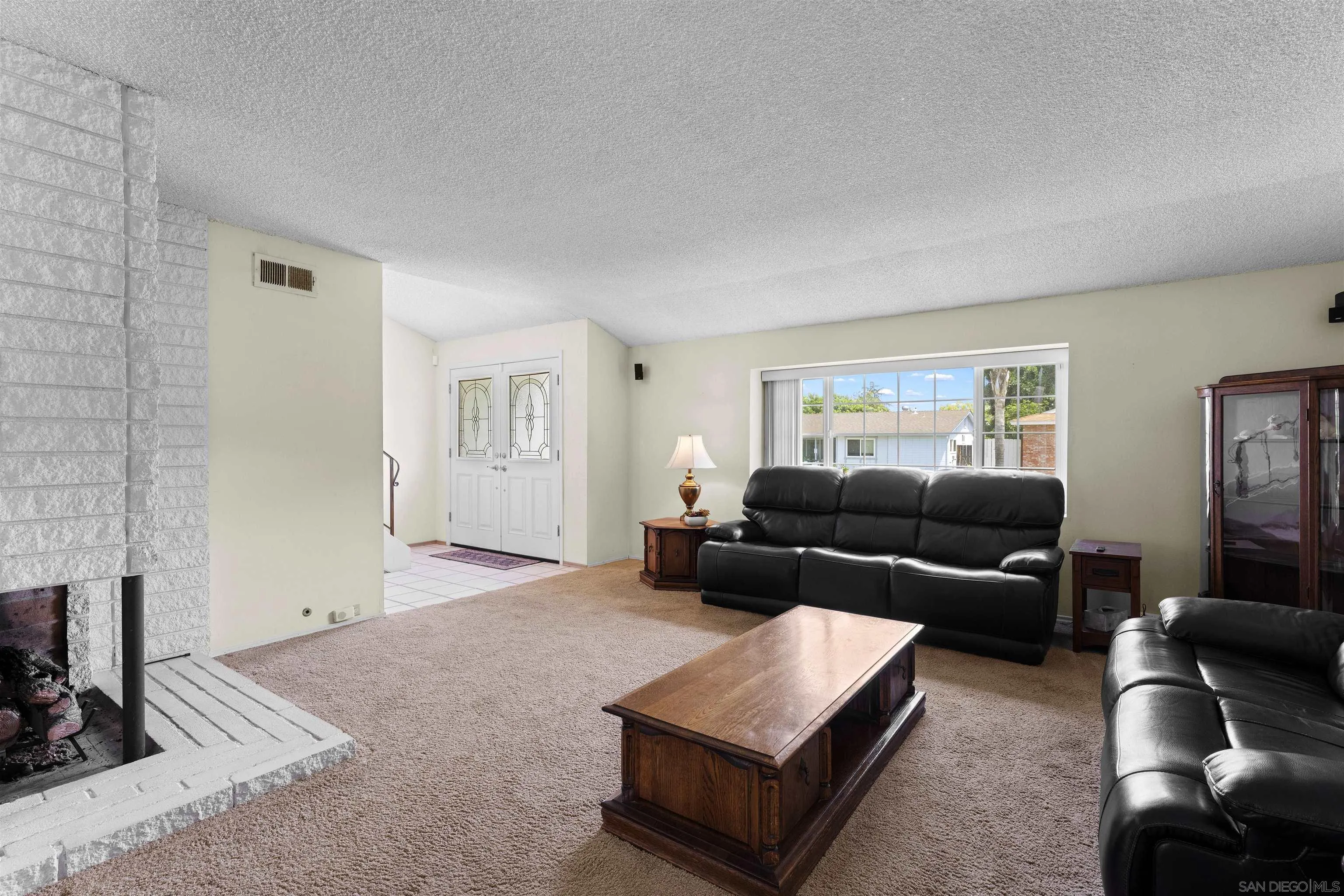 https://cdn.realtyfeed.com/cdn/127/260011245/c912ede1a6703f147d4f4362e1415720.webp